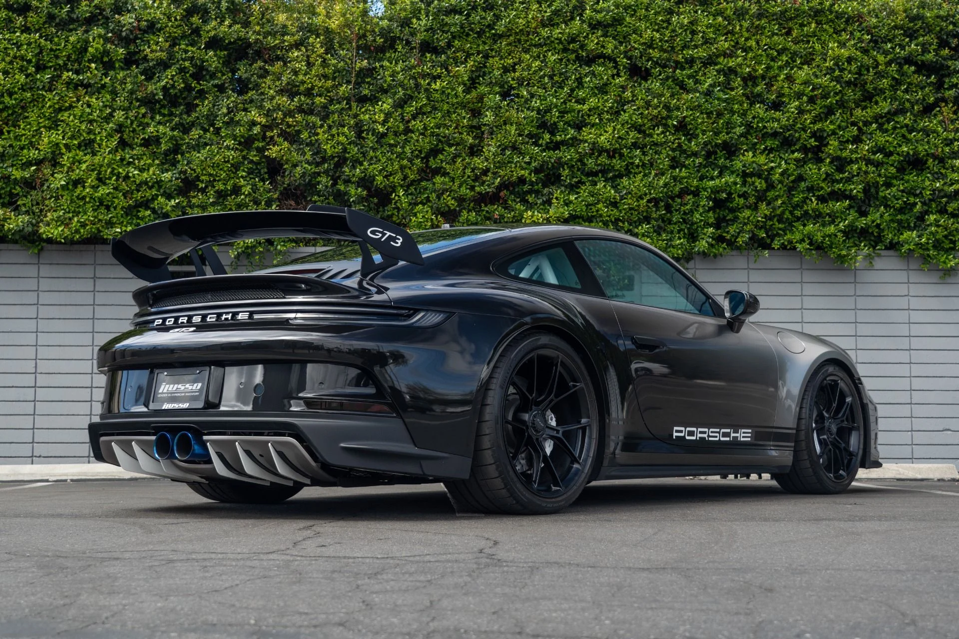 mph035_3665608684_Used_2022_Porsche_911_GT_3_1759173275_f983163067