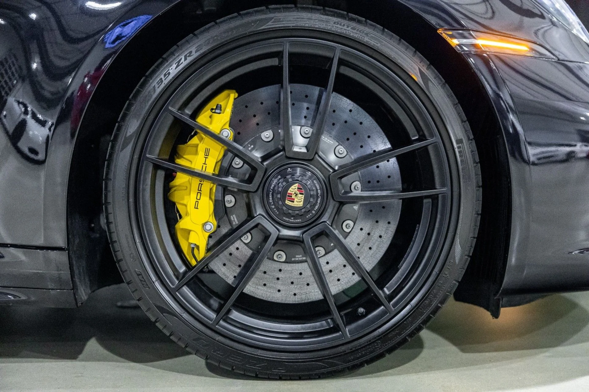 mph035_3677318828_0_A_ef2f840dc6