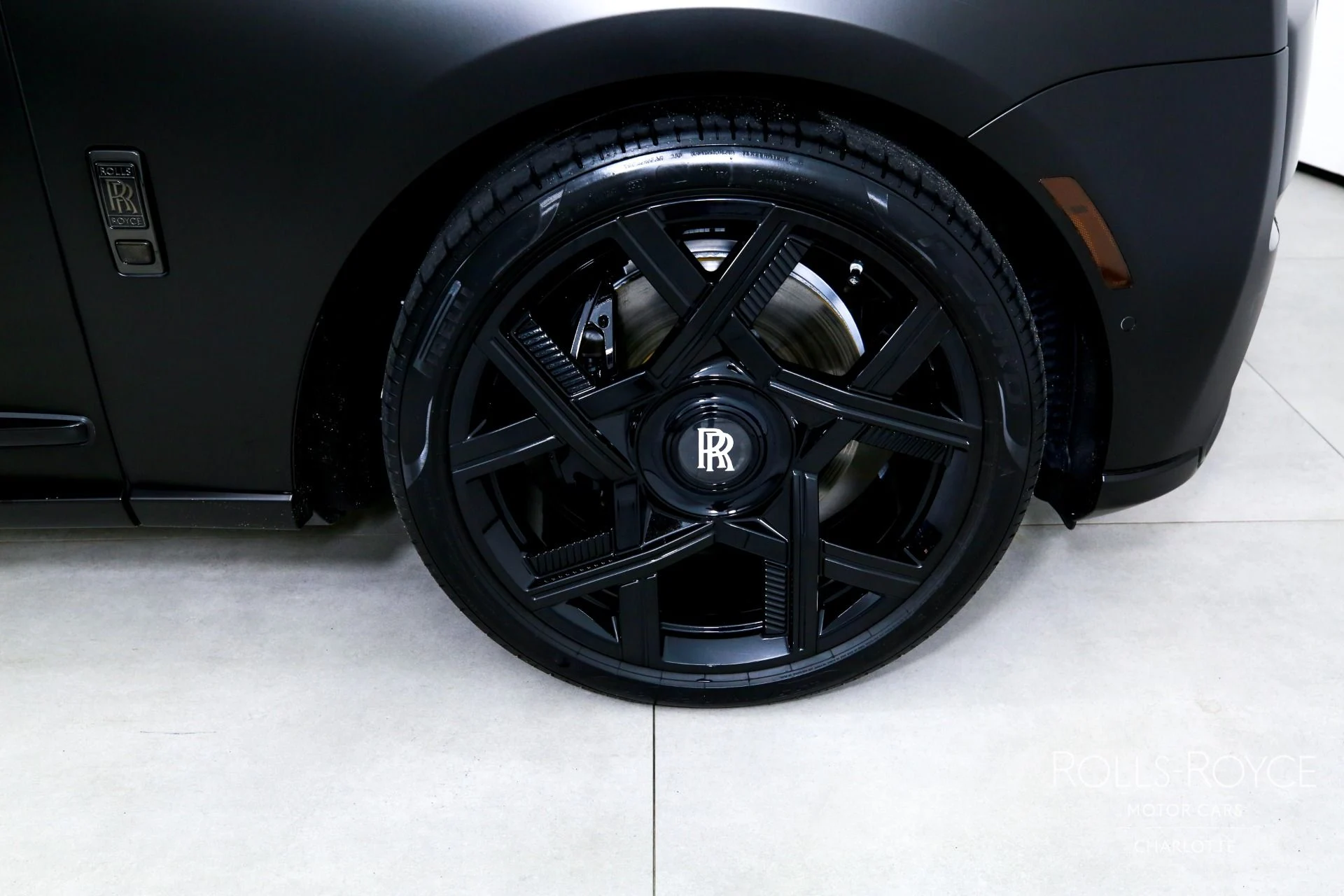 mph035_3680681881_Used_2025_Rolls_Royce_Black_Badge_Cullinan_1769527230_a58f1edcb9