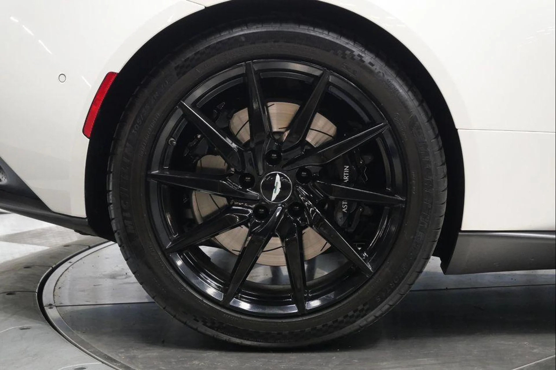 mph035_3685673789_wr_Kx_p_K7_Yy_K_D_Ruq_Bvn_P2_Rog6c_92d26a38e1