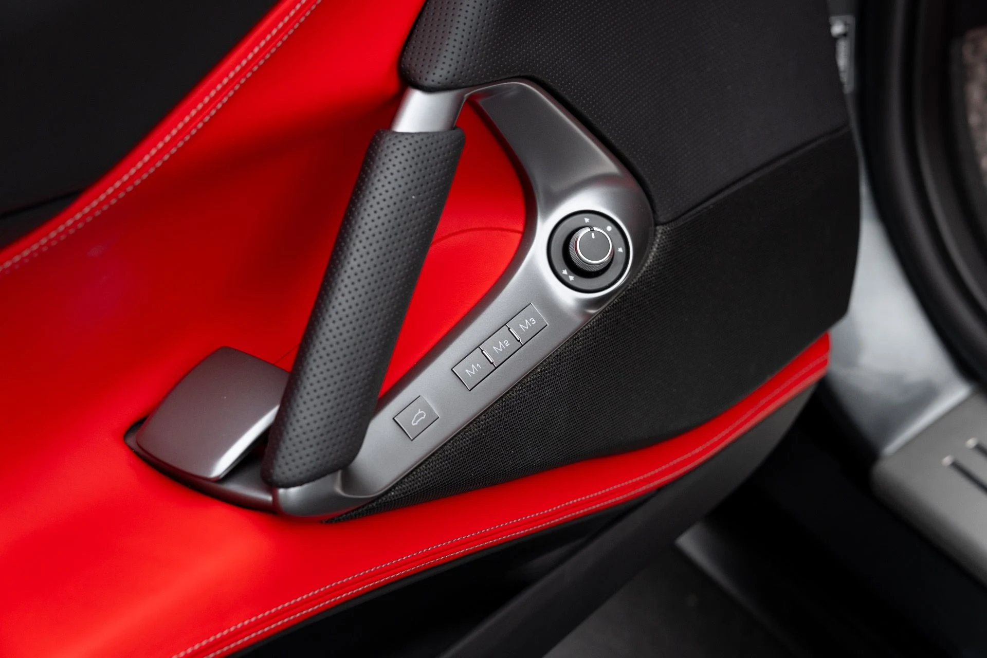 mph035_3693787266_Used_2022_Ferrari_812_GTS_1768275128_d0f3198b24