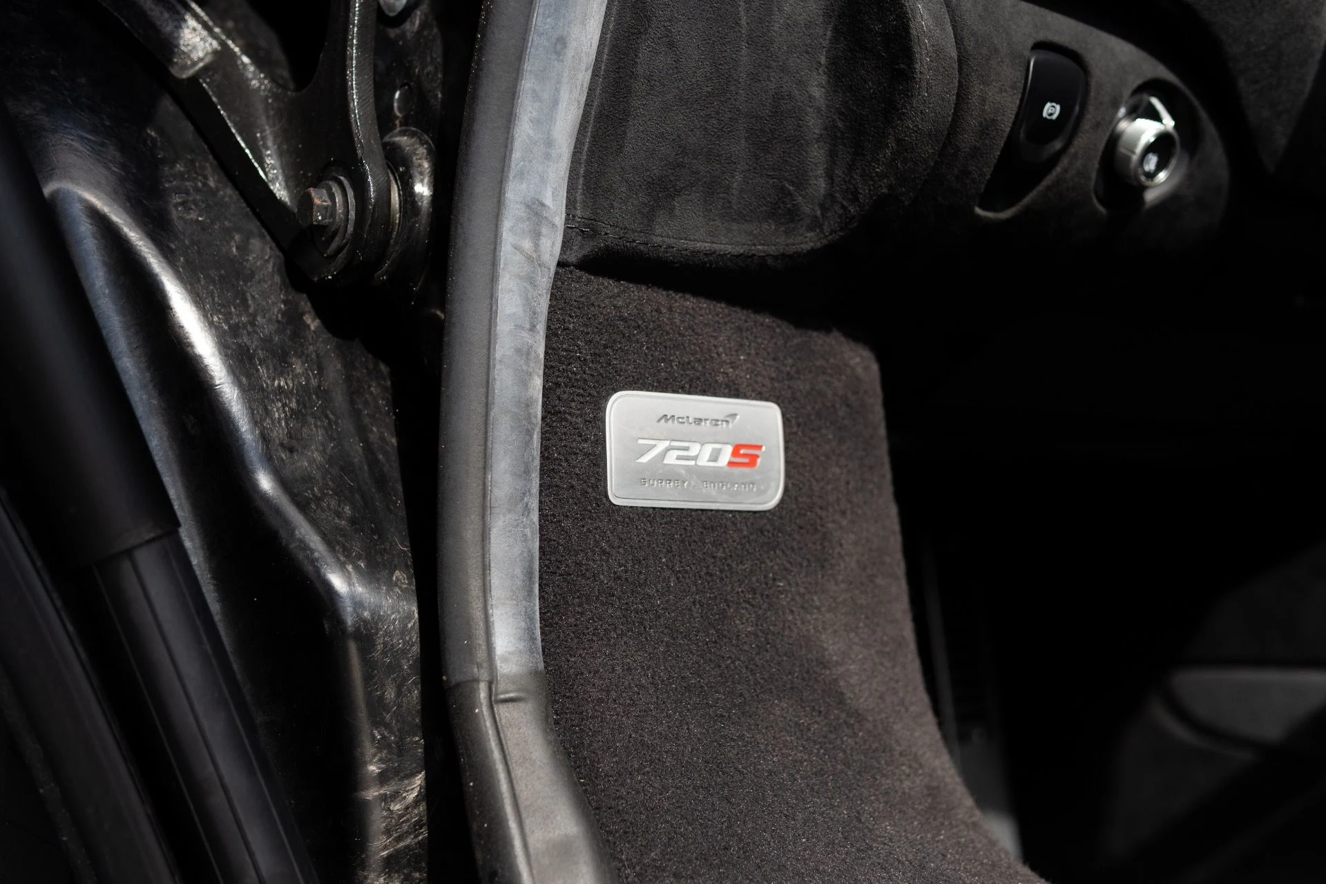 mph035_3699629465_Used_2020_Mc_Laren_720_S_Spider_Performance_1767737574_dbdd8b6ec2