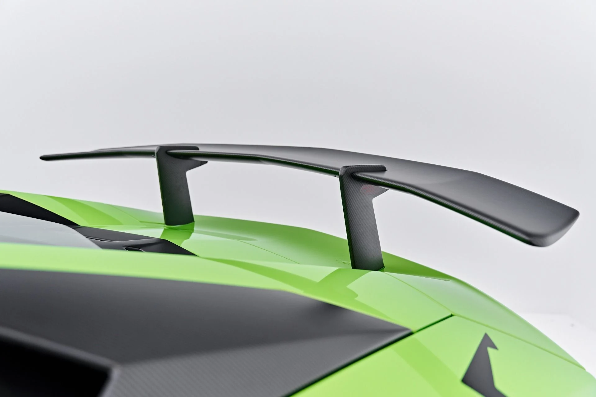 mph035_3710922054_Used_2016_Lamborghini_Aventador_LP_750_4_Super_Veloce_1791227491_5b963c7aee