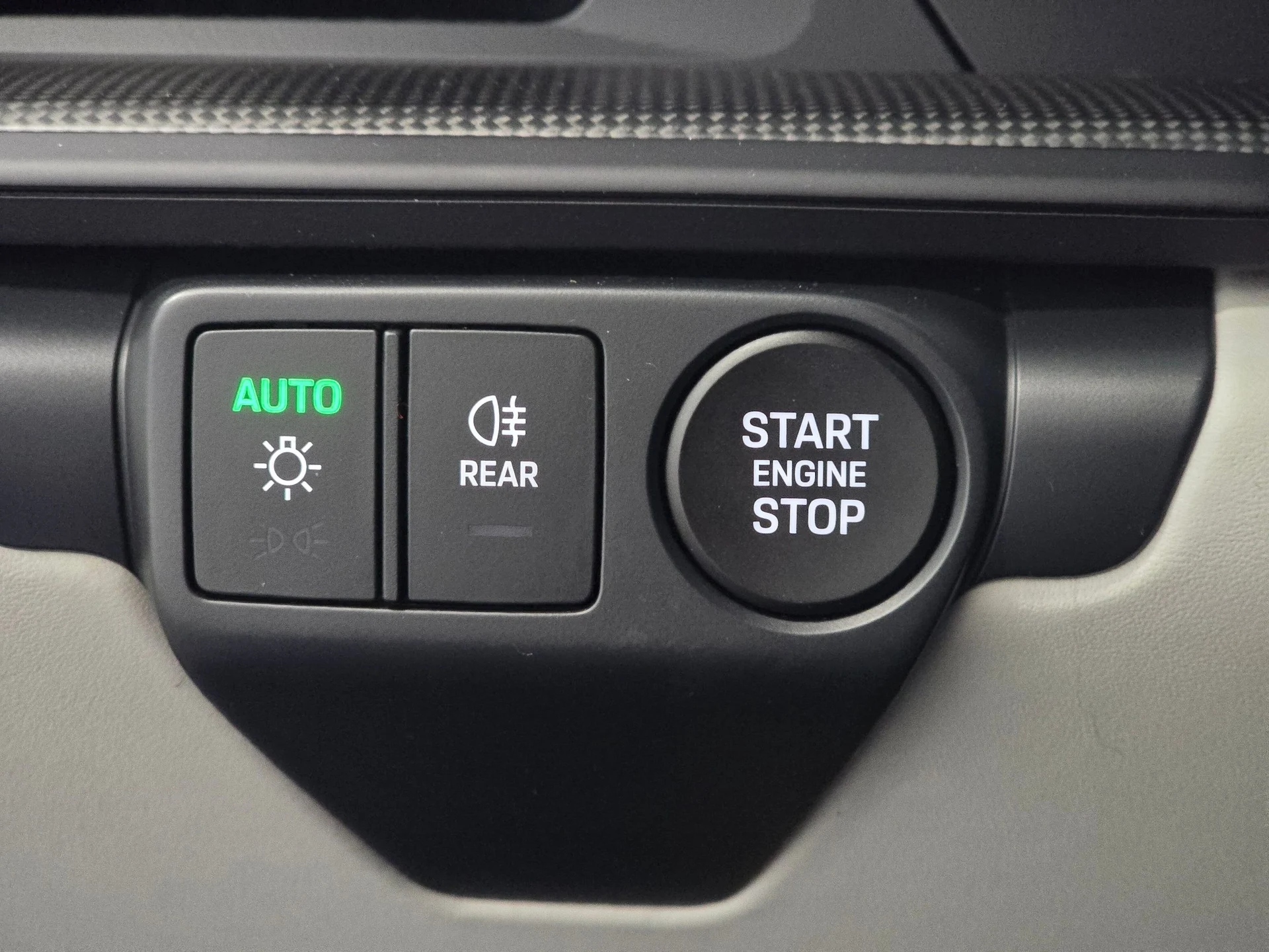 mph035_3713216983_57171aa9ee6c816a07d237442cbdb05ex_a6c99b73a0