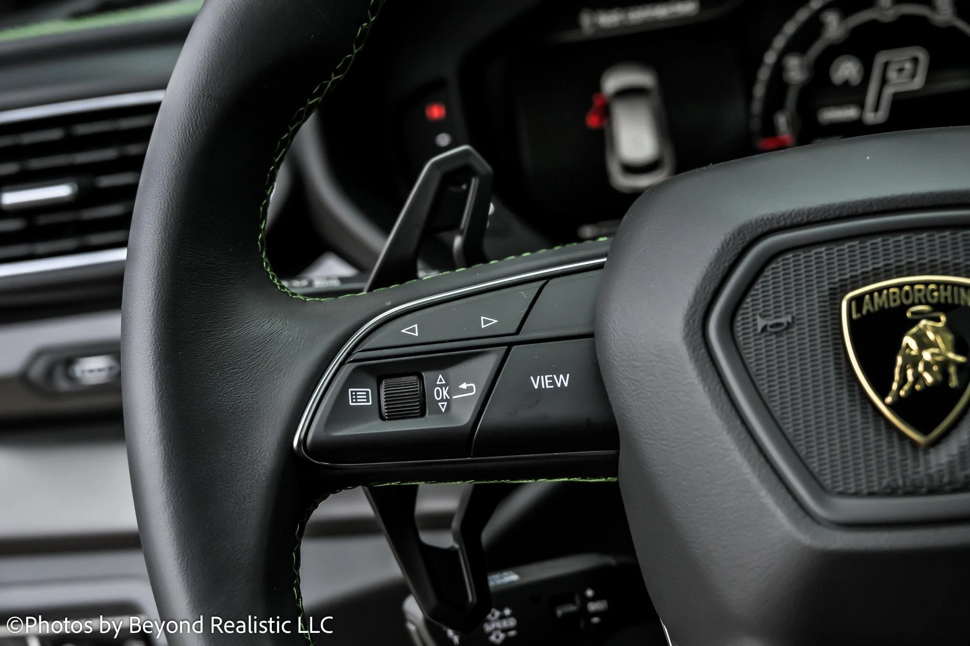 mph035_371820684_Used_2024_Lamborghini_Urus_S_1766655596_92339d2aec