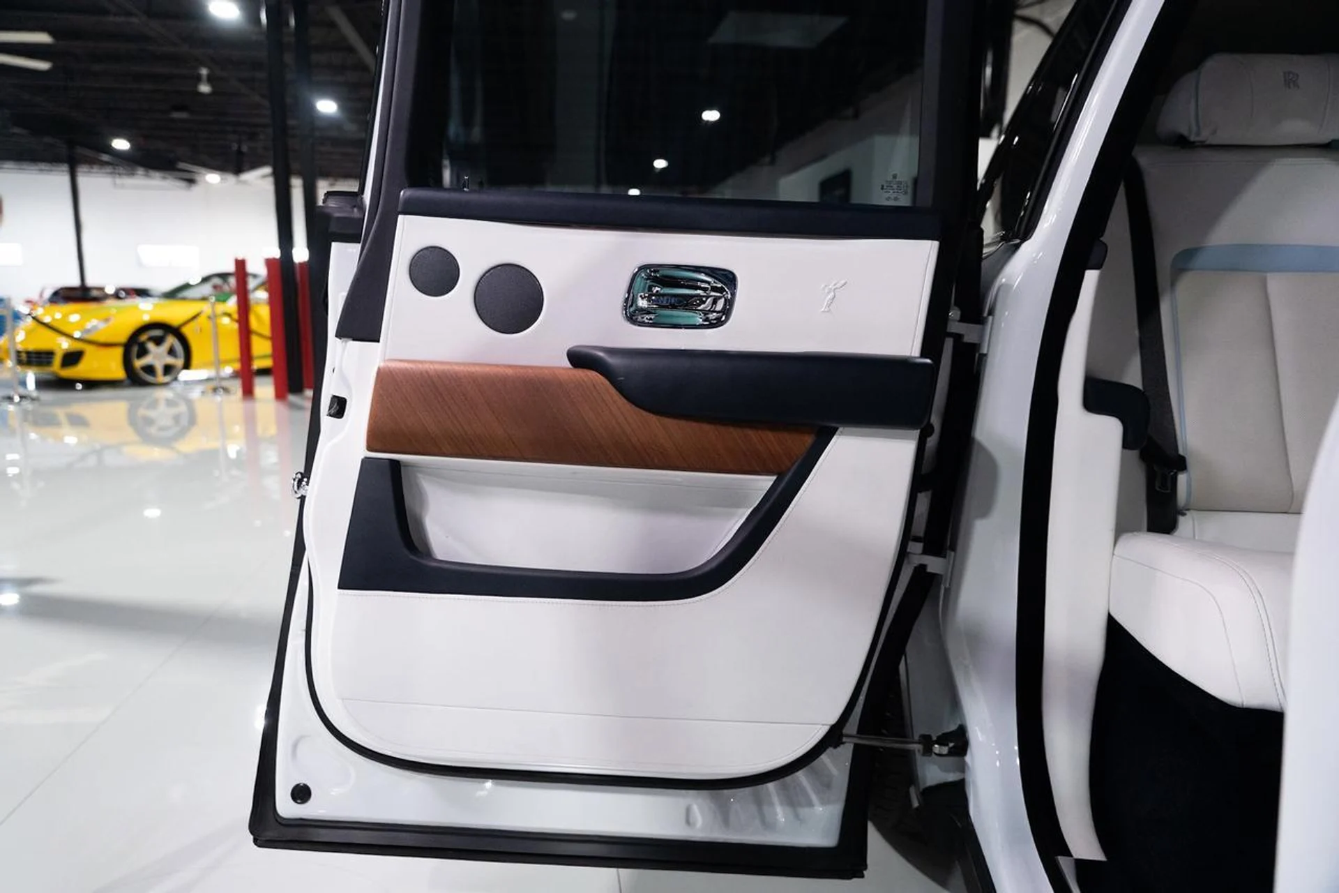 mph035_3718390828_d3db5f9651b1ef0af99438f7c2e585a0_42048d47d9