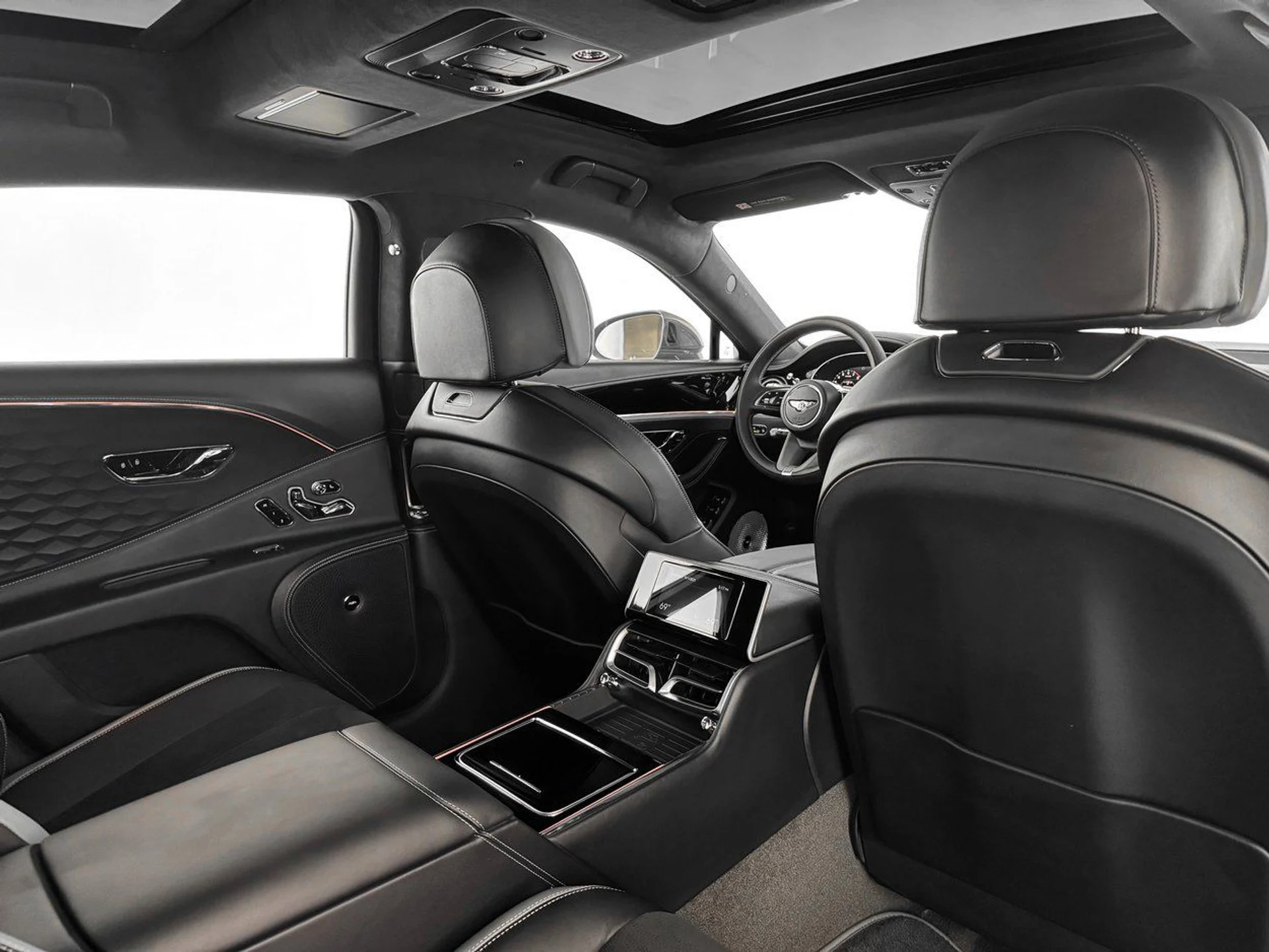 mph035_3719155834_24799848b593ebc949ff9dd9d397d857x_6cc6747eef