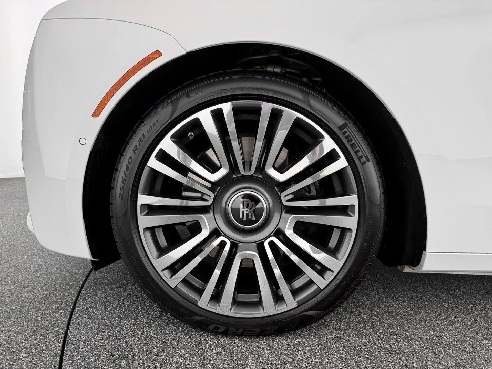 mph035_3720800837_2dc6aca84cb01888f9fab2131254de23x_9651c7ef8a