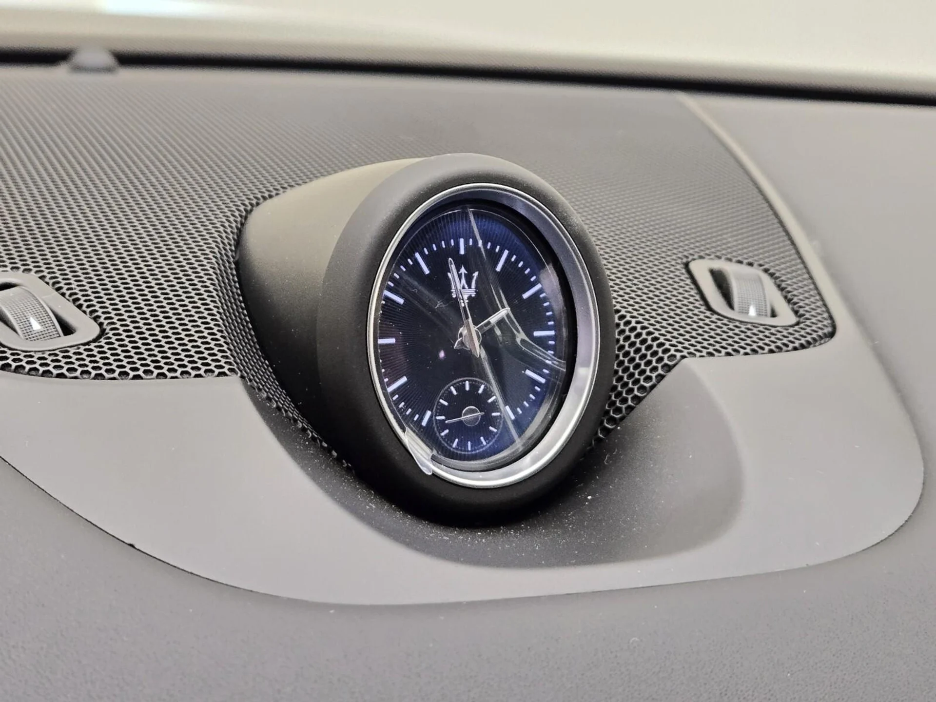 mph035_3729851965_New_2024_Maserati_Levante_GT_1753161619_f9d4c8b420