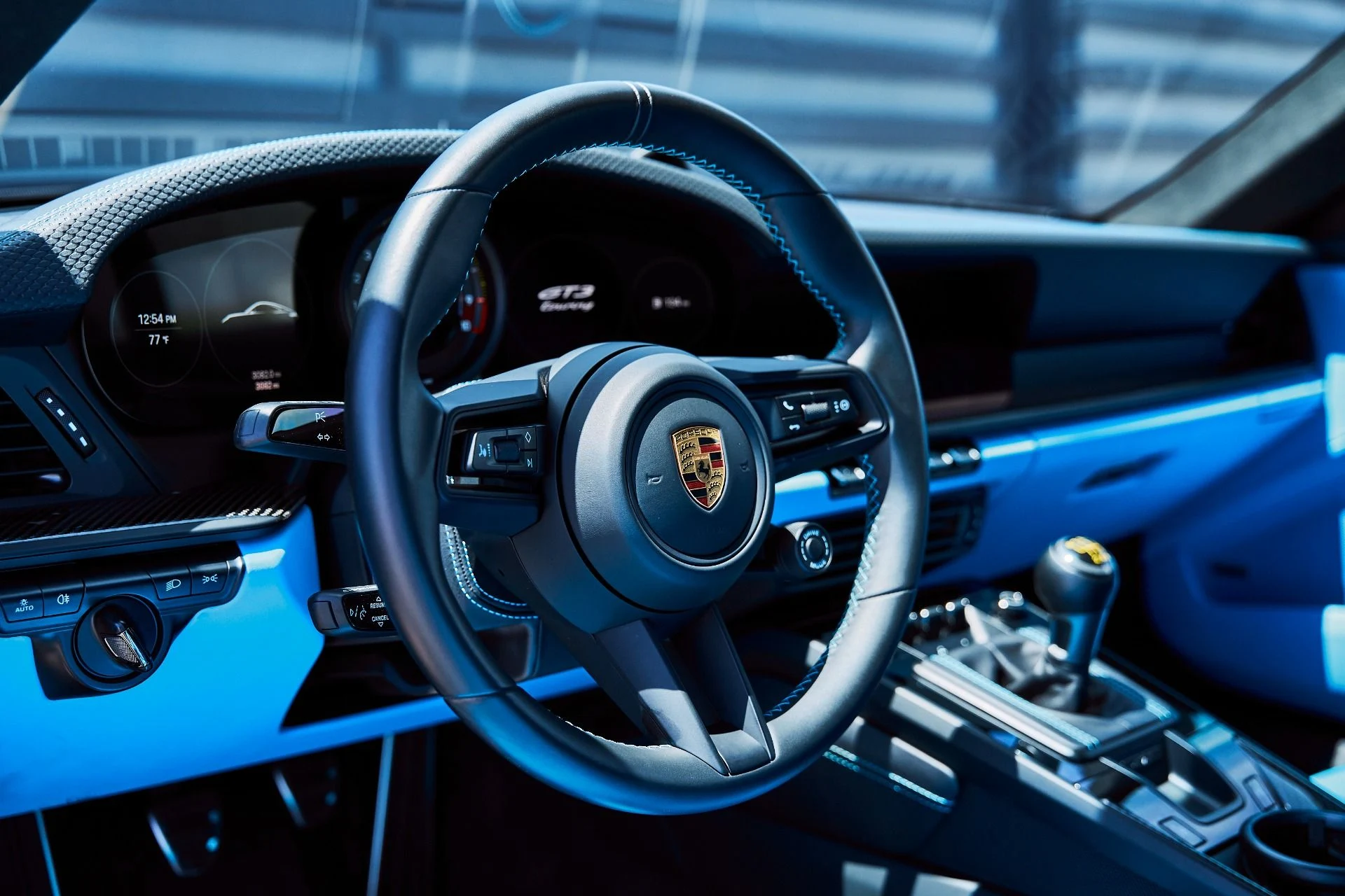 mph035_3734034550_Used_2022_Porsche_911_GT_3_1778712544_45dd4d7991