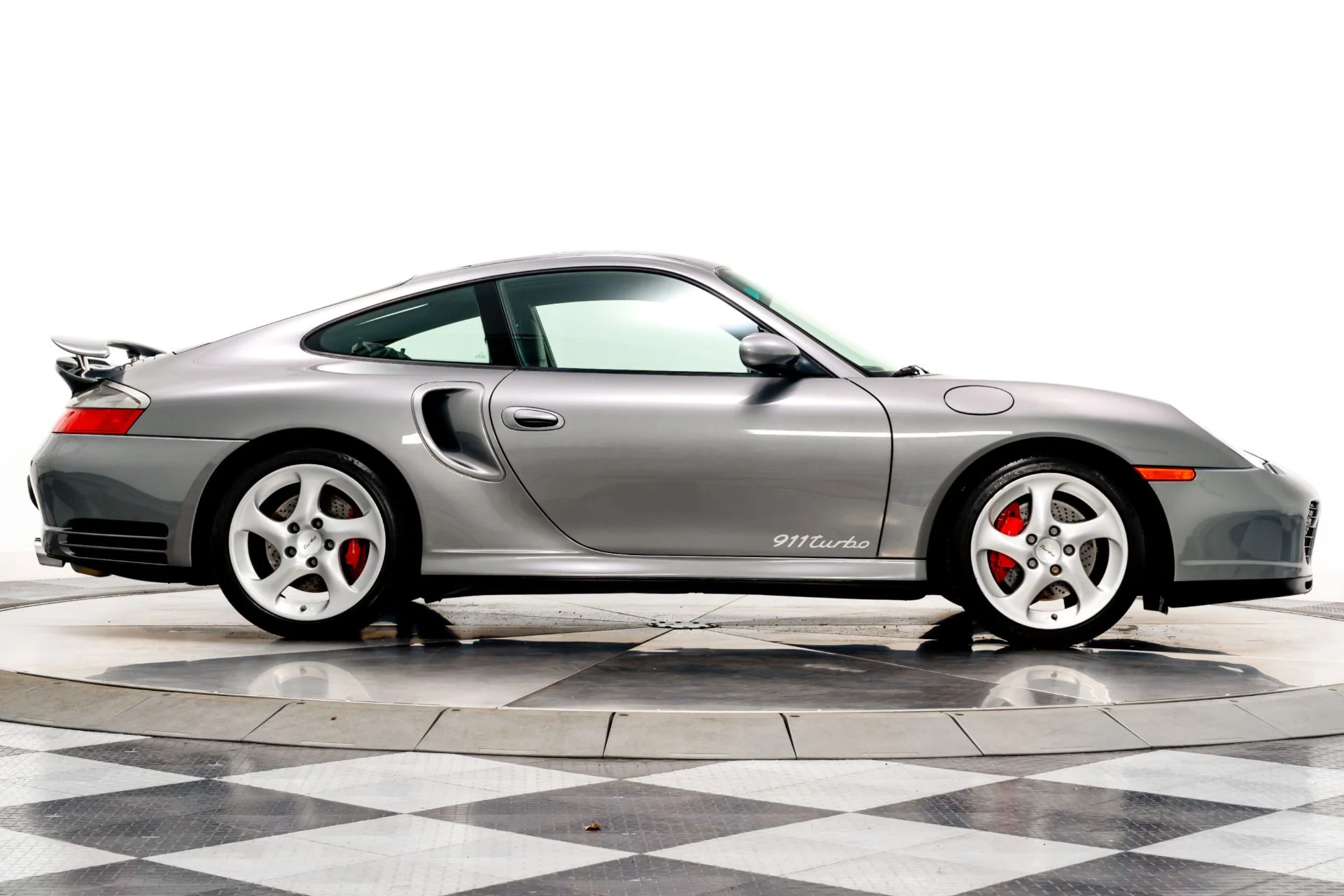 mph035_3735732137_Used_2004_Porsche_911_Turbo_1756500843_a1b41ed045