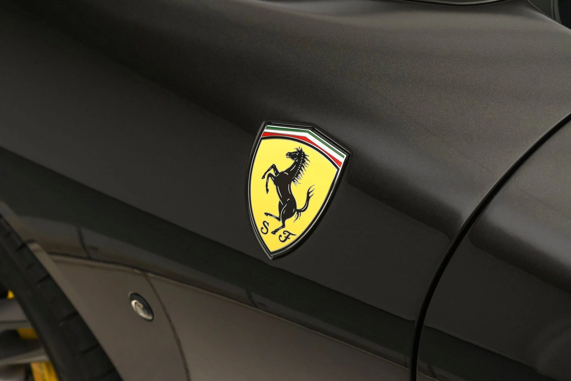 mph035_3742833168_ed891492694e4242a16d83bc3ebecb3b_507ecca8f7