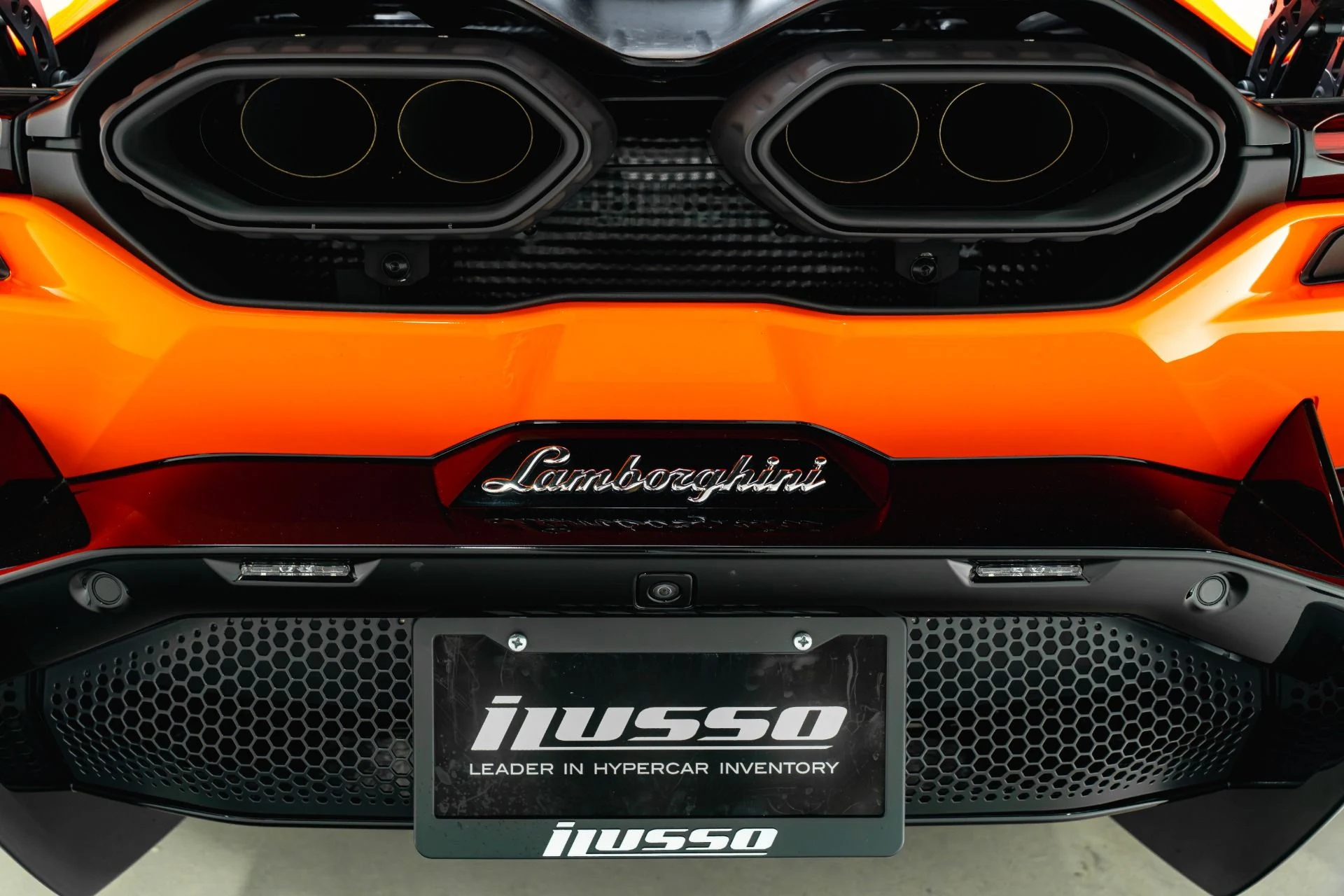 mph035_3743475877_Used_2024_Lamborghini_Revuelto_1781129539_57462d5bfd