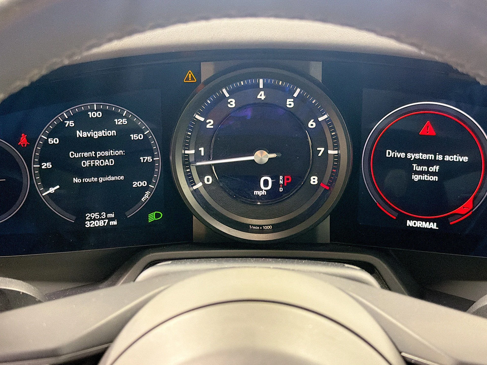 mph035_3746872305_edb3521a0f66e7b305a4a8ac61261ad0_61195cc597