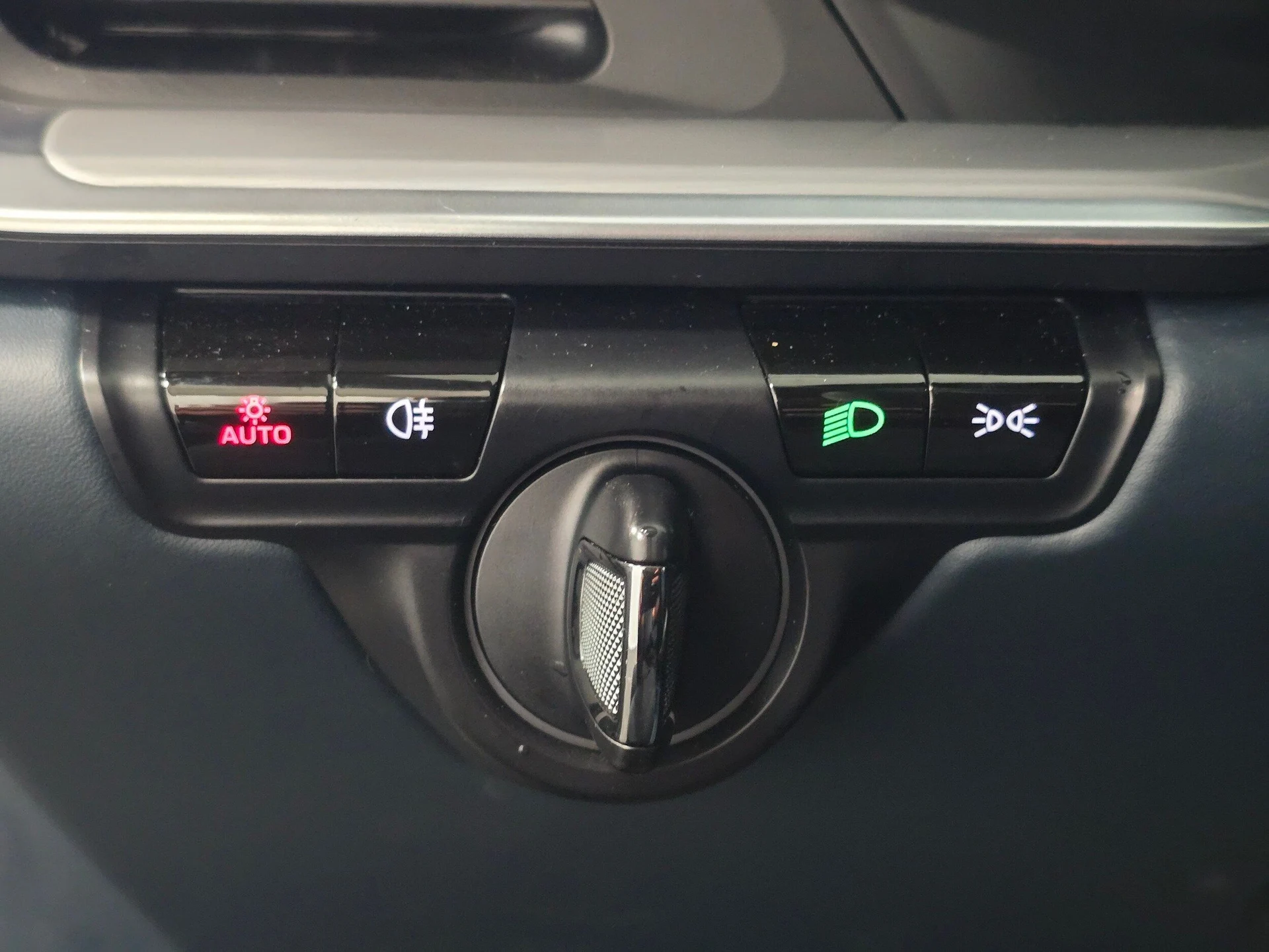 mph035_3763162296_75cbf13b7dfd62deaaecbbfff04f67bfx_aa10e15f49