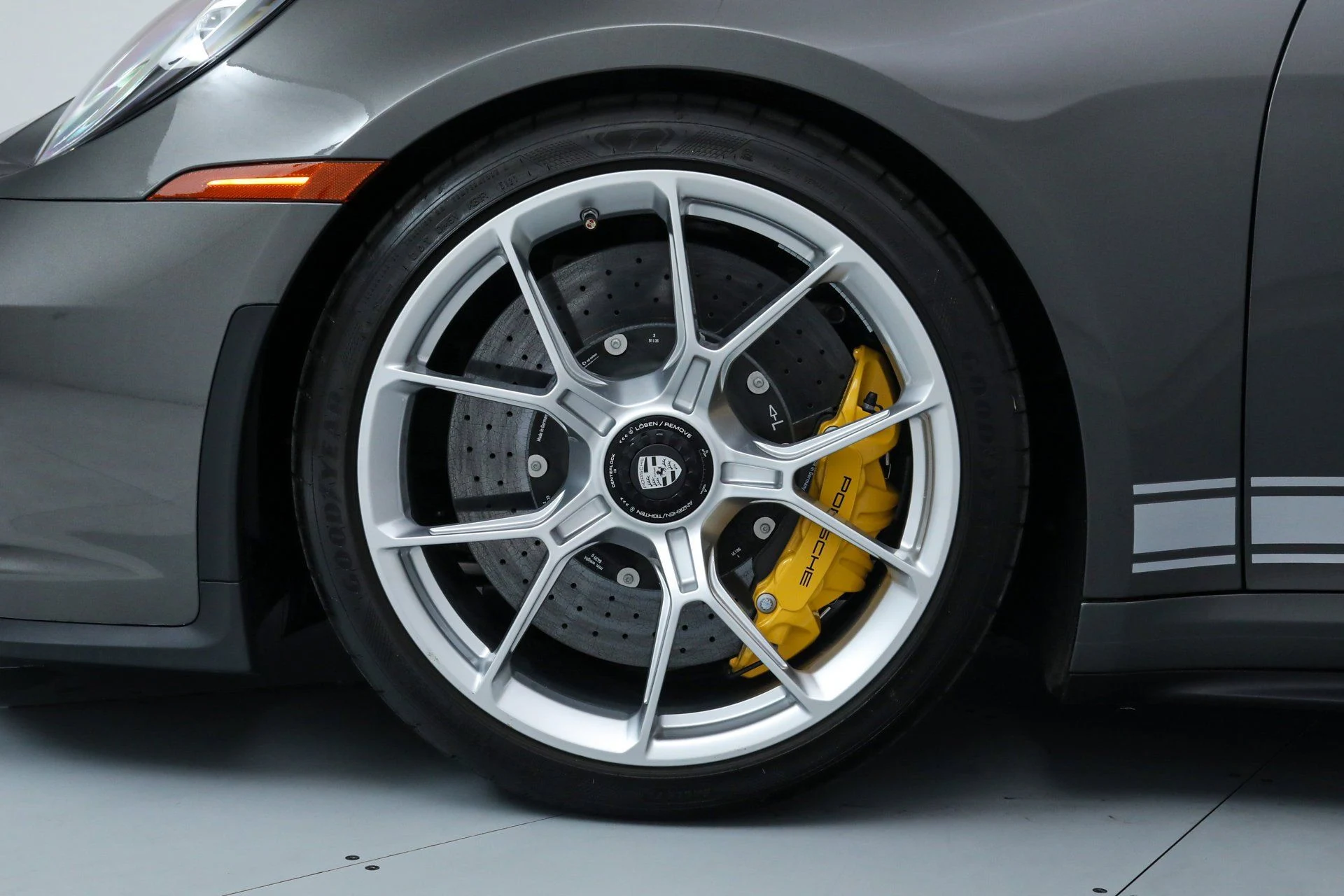 mph035_3779369685_267d382f63a957915e3736a7a0dfb4e2_789e7f814e