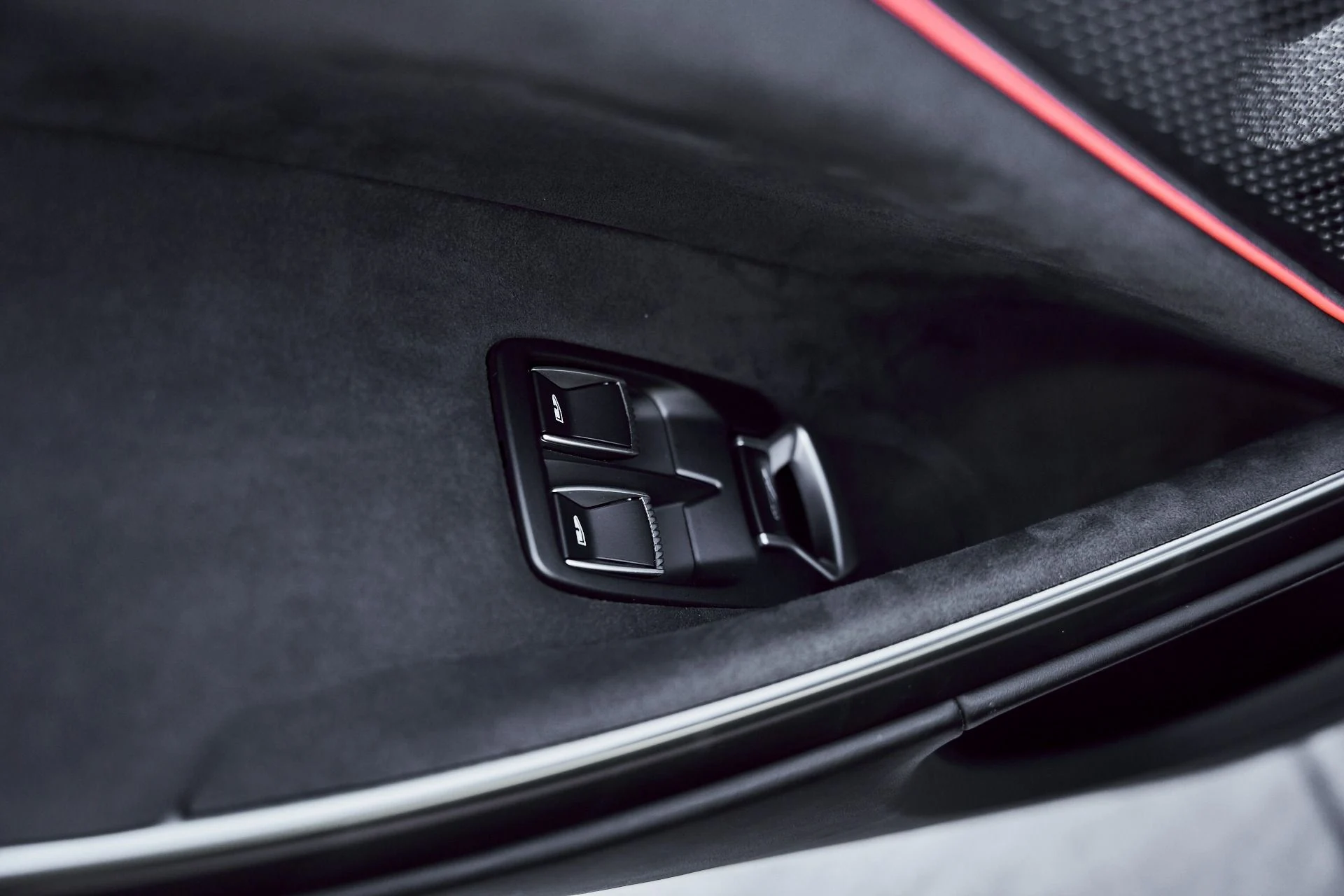 mph035_3781079106_Used_2023_Mc_Laren_Artura_1773773917_e6d2b44142