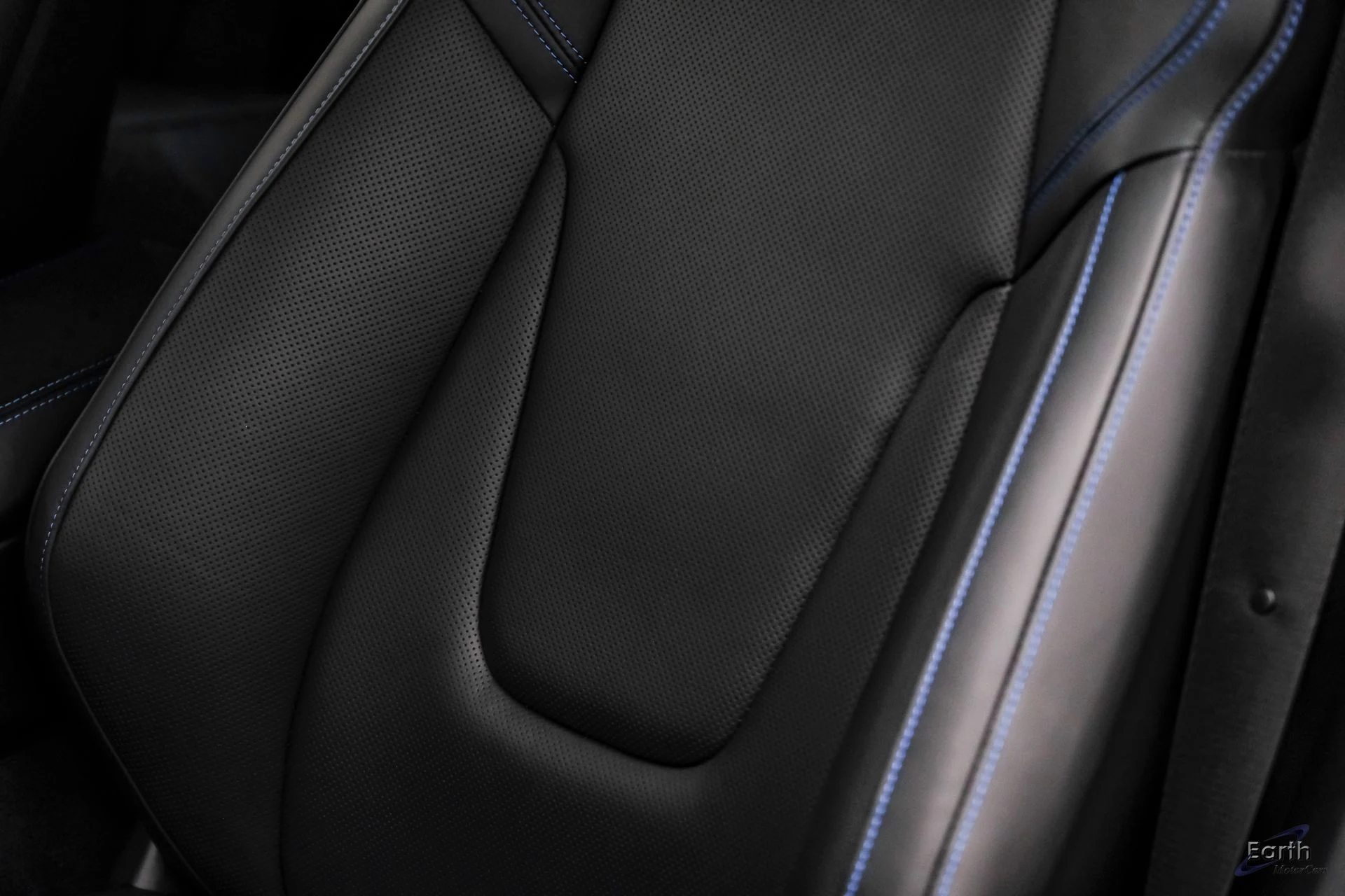 mph035_3783169418_8da8157df4c31d2d0ea685db14a66492x_1307d06b58