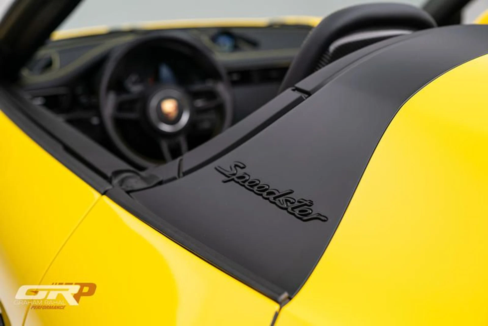 mph035_378601317_E8526560_0_D6_D_4_DB_6_87_D3_8_C85799818_B0_62d0e1c0fd