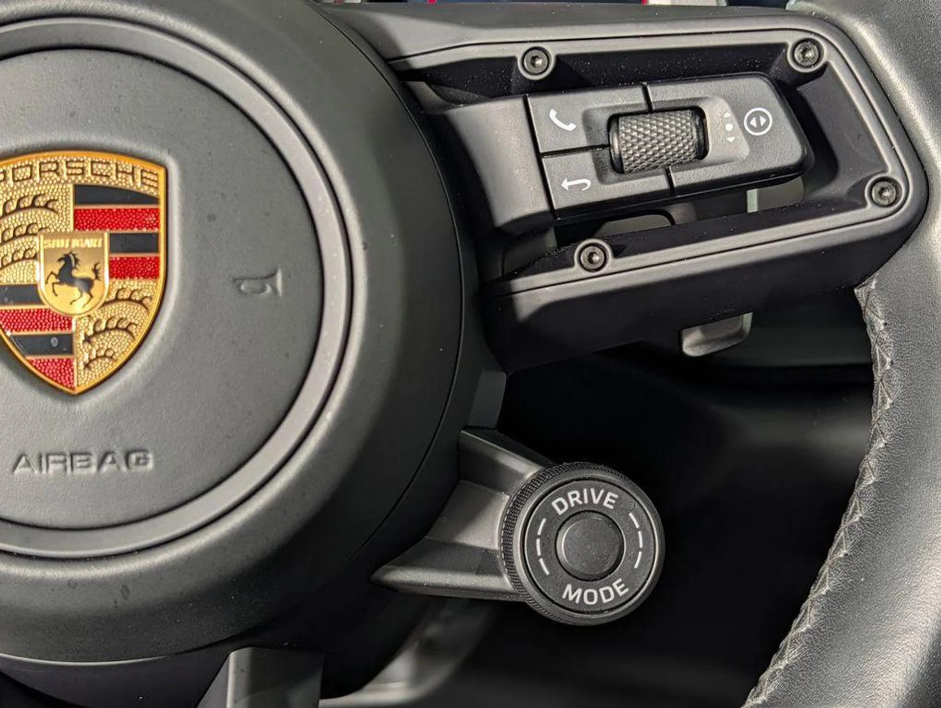 mph035_3791732698_0xnsq9bnu_KV_Ue8p_BM_8_M_Xv_Ucirj_M_3bdca27bdd