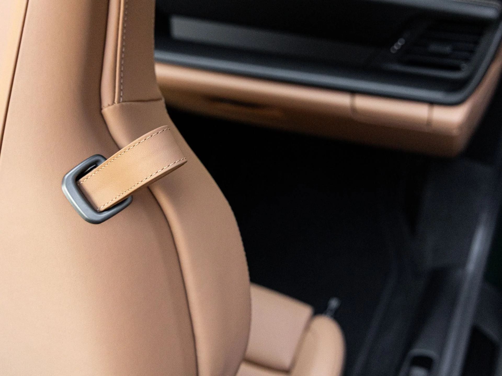 mph035_3825110103_36_61b8434929