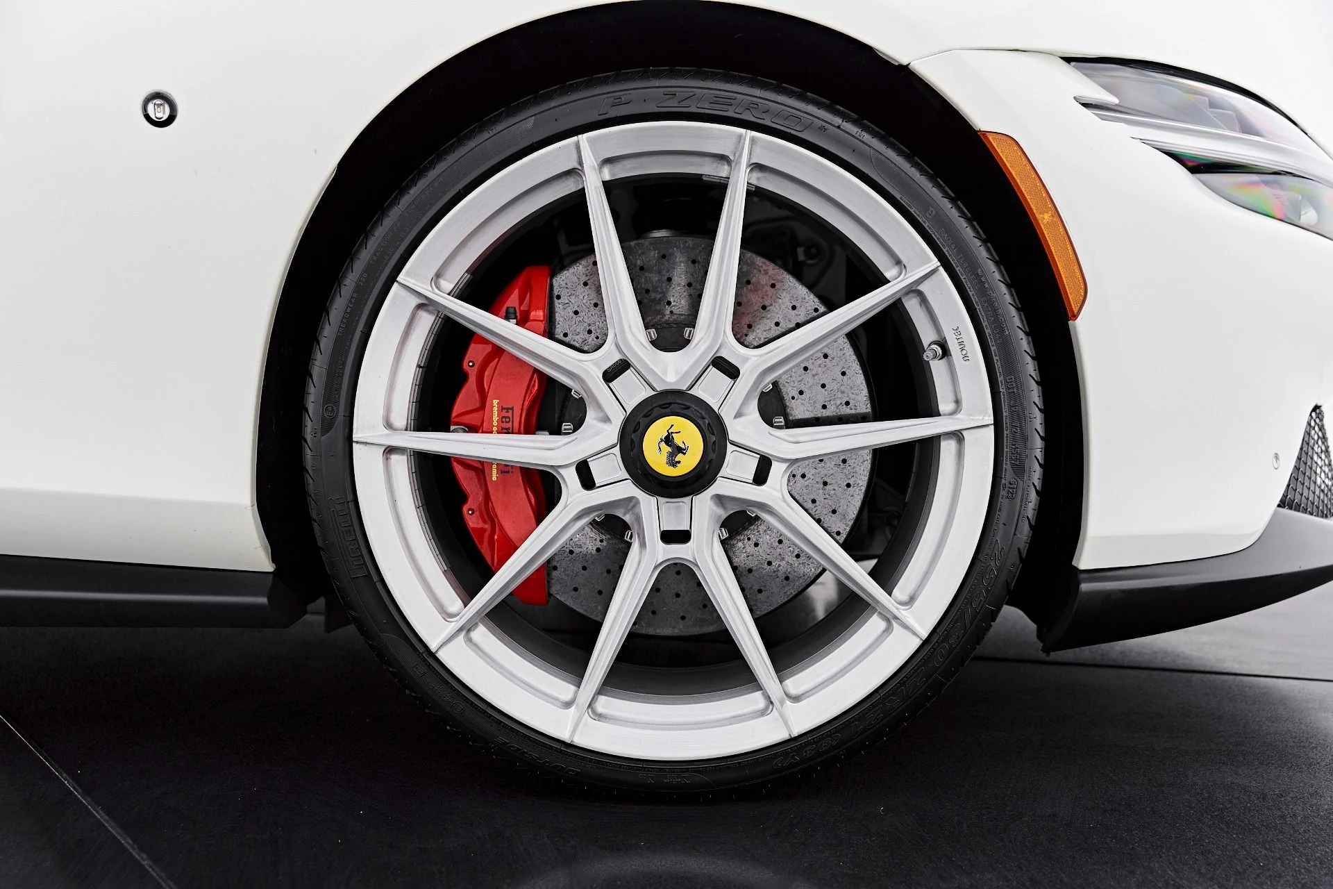 mph035_3830851053_Used_2022_Ferrari_Roma_Base_1787882107_31c255e2e3