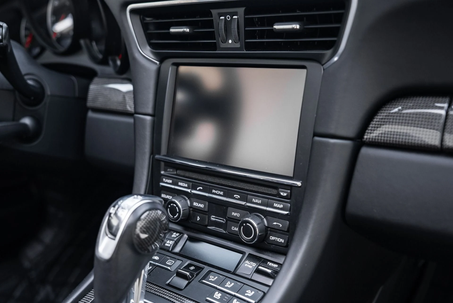 mph035_3832402011_Used_2016_Porsche_911_Turbo_S_1764978251_449ebf09ed