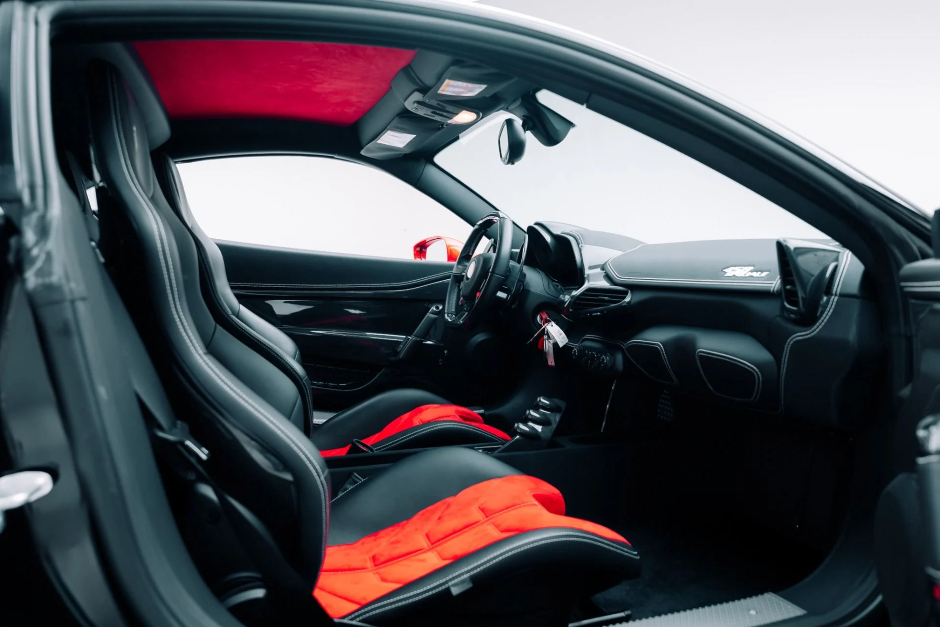 mph035_3836155242_Used_2015_Ferrari_458_Speciale_1763680145_9a4920a2f4