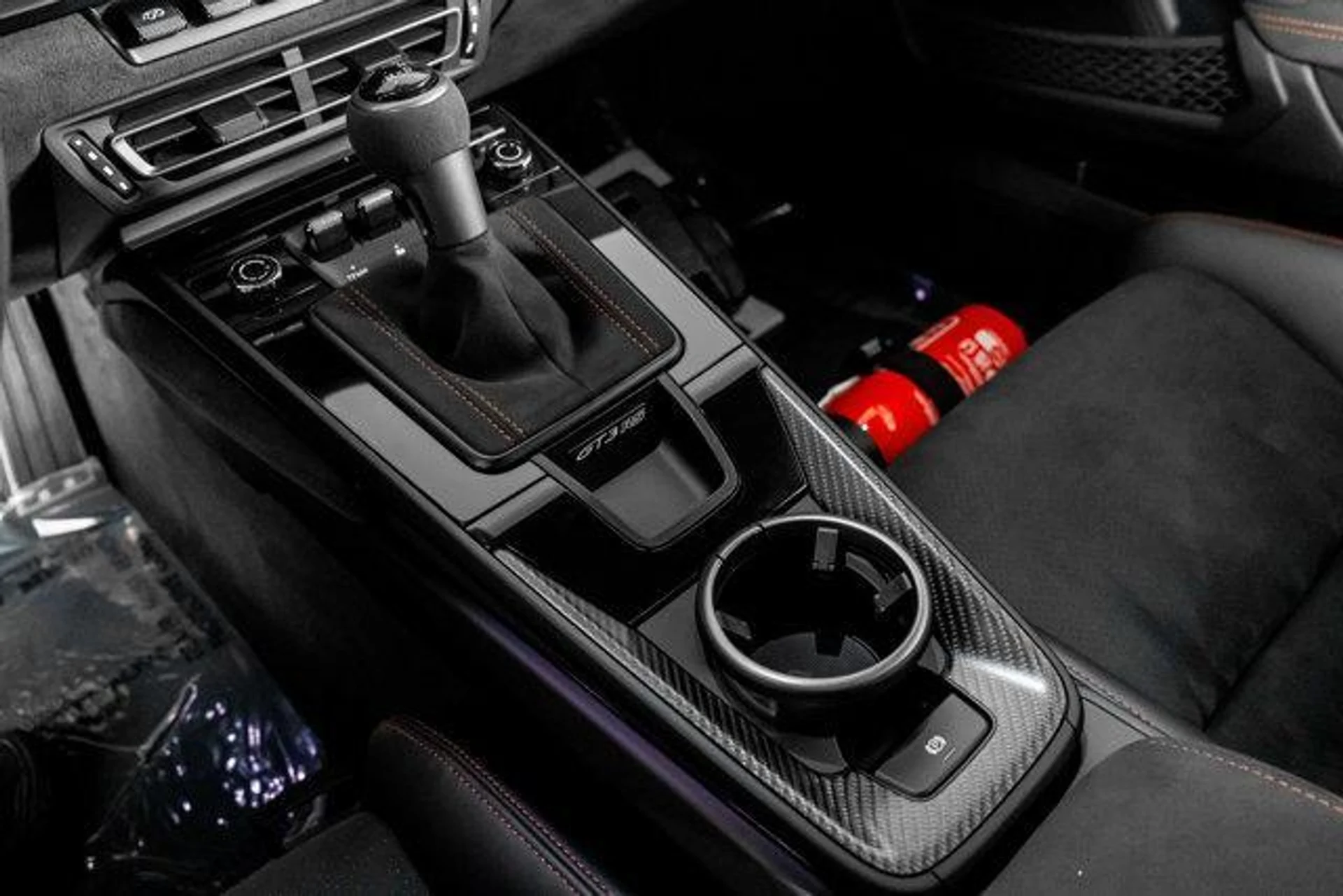 mph035_3836332473_C_Sq_B3_R8_KS_5d_Da_Io_O_Da_PO_8ny_L6_Y_2956dbe8a5