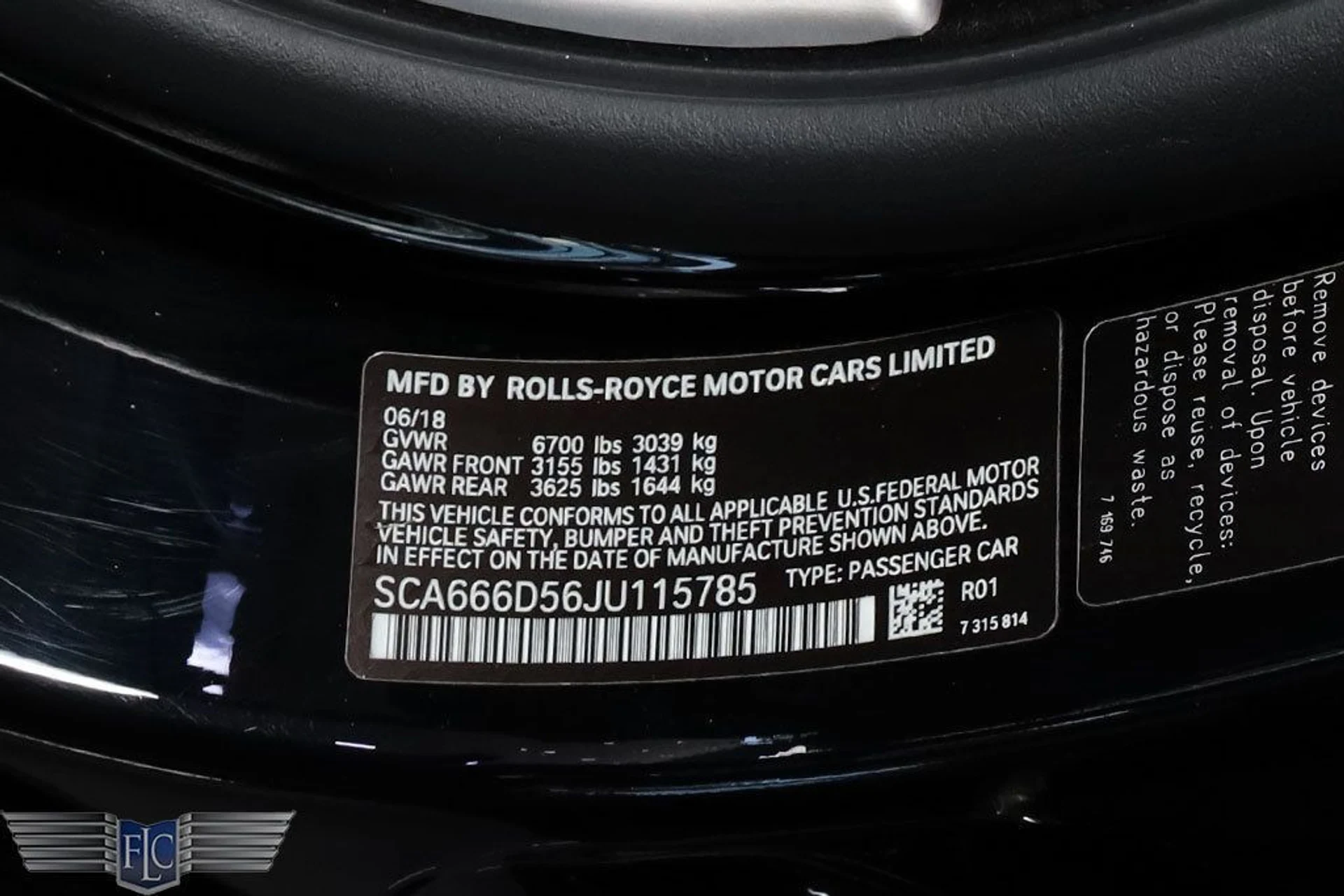 mph035_3844027672_used_2018_rolls_royce_dawn_blackbadgeconvertible_6305_22965393_36_1024_0a174b7545