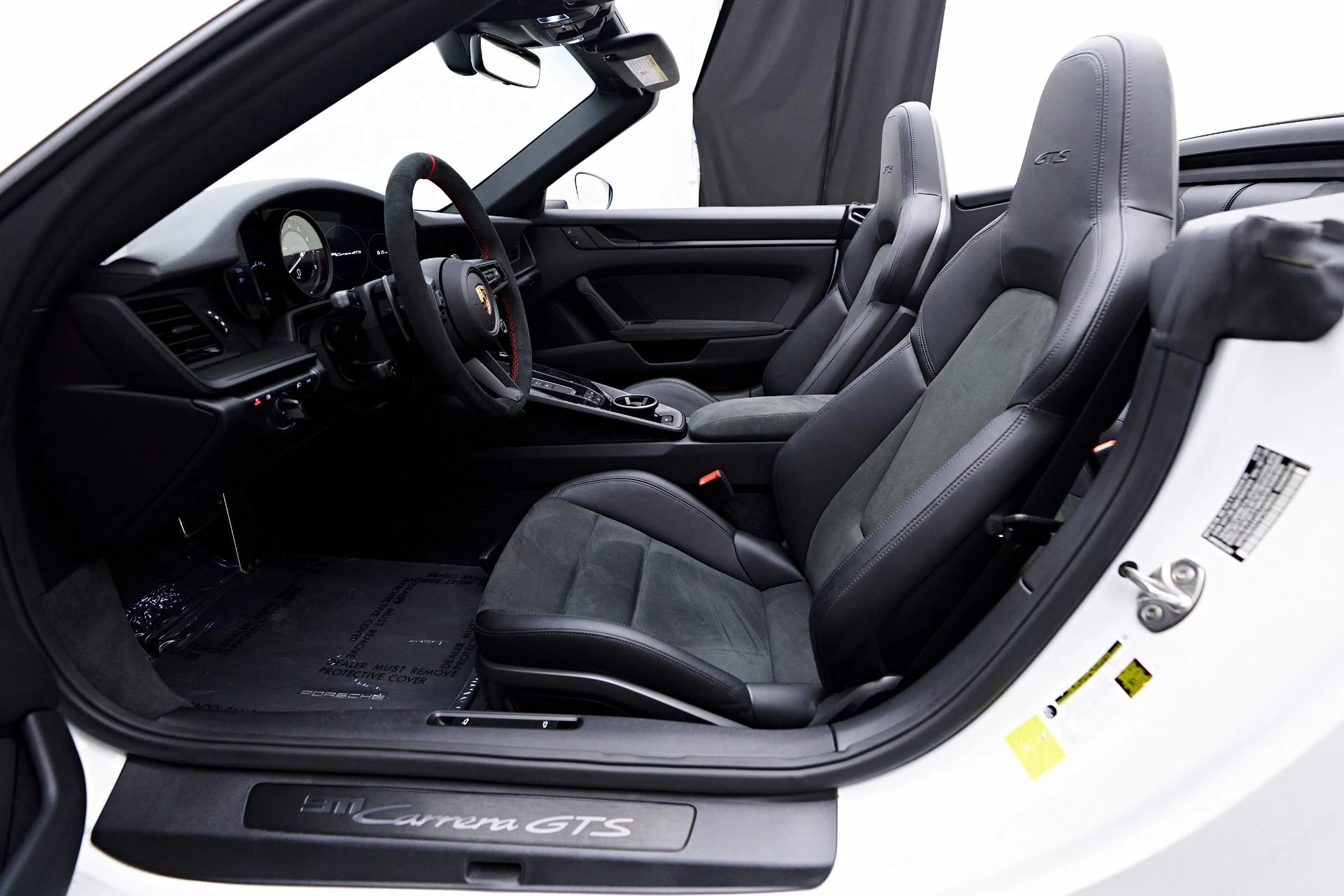 mph035_3846312329_Used_2023_Porsche_911_Carrera_GTS_1750549309_d98241a63a