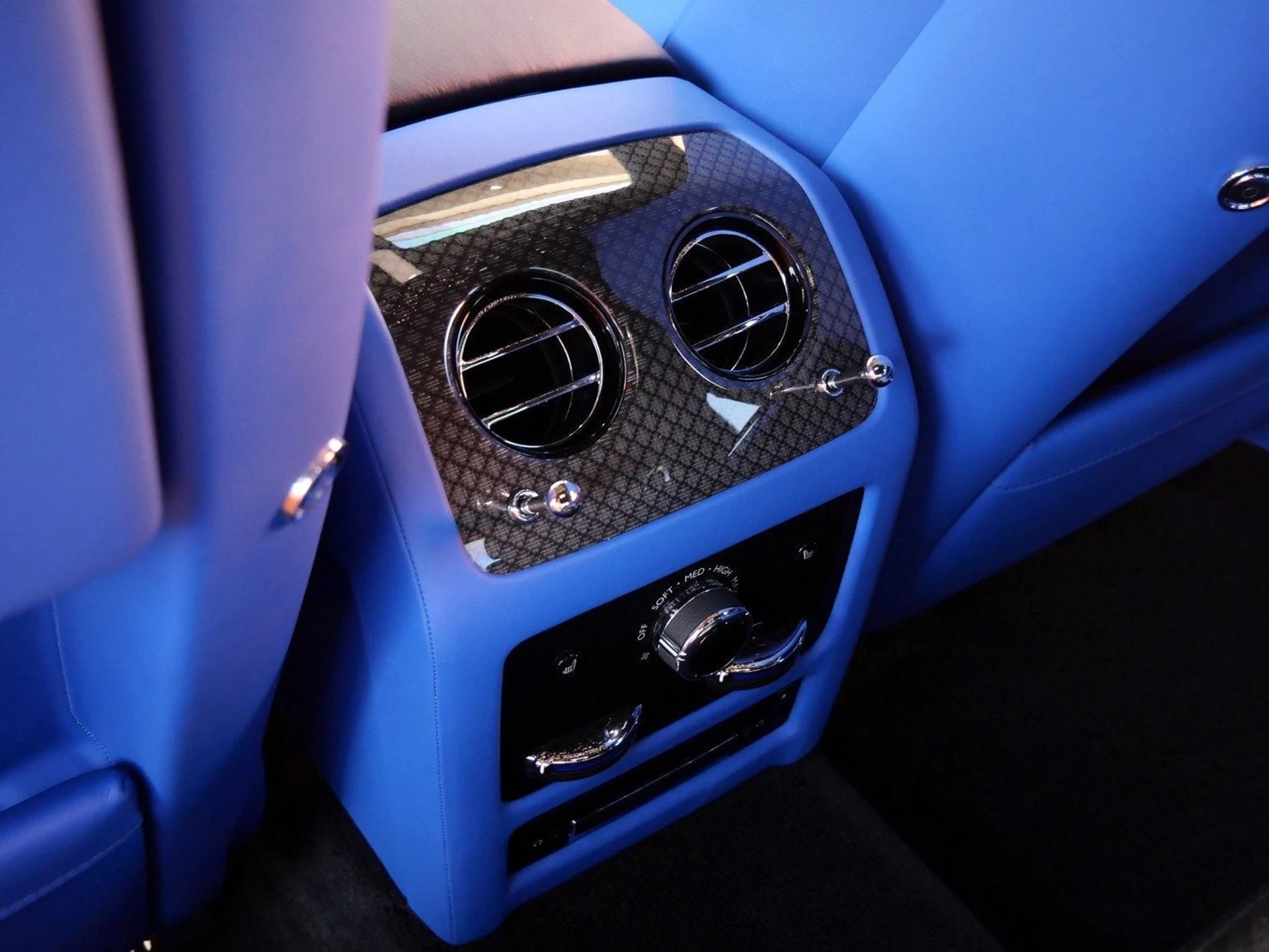 mph035_3854167035_e8f0751ce8840854f9bcb3a3941a49c1x_8b11652b53