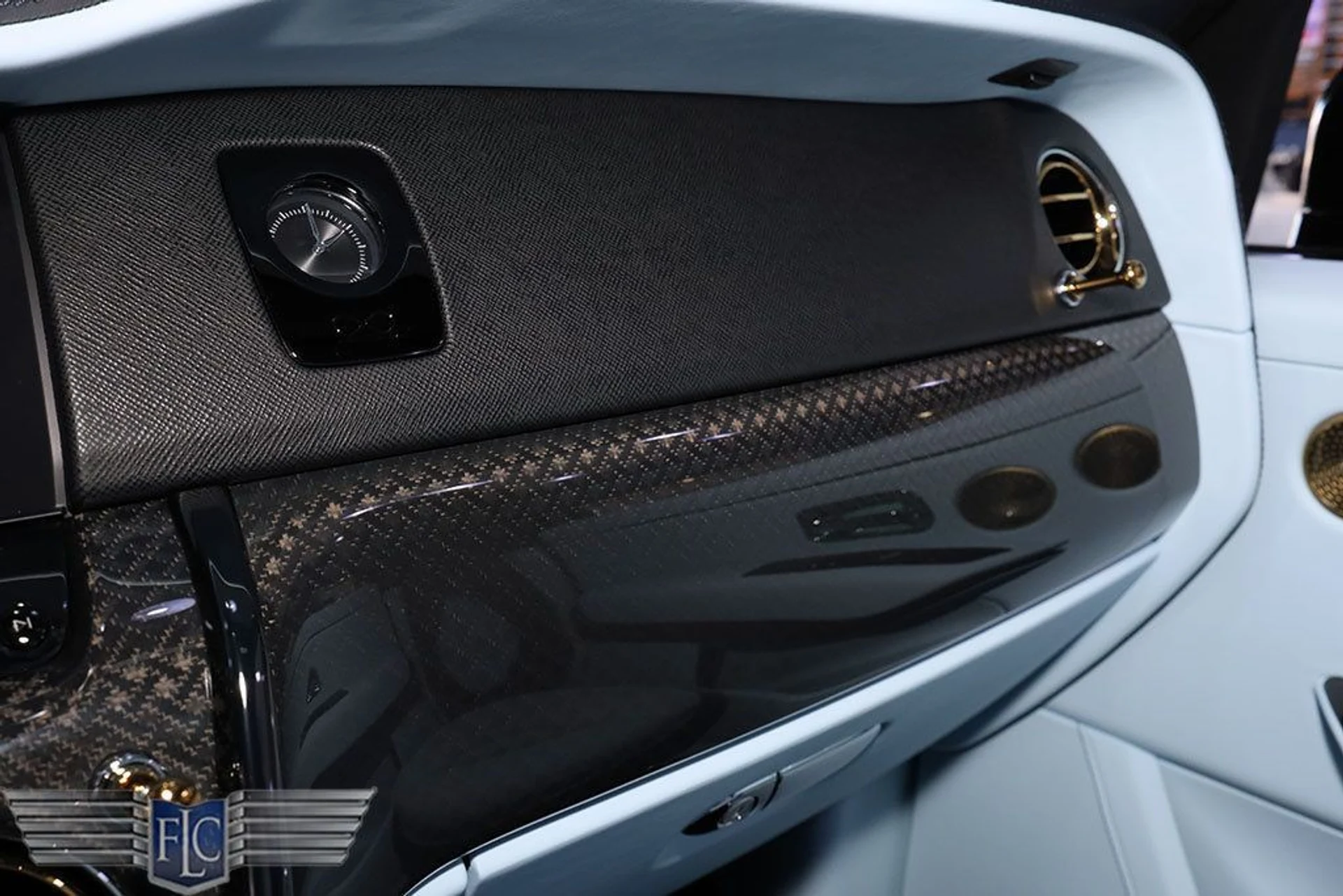 mph035_3882402540_used_2023_rolls_royce_cullinan_blackbadgesportutility_6305_22951746_36_1024_26fbaa4382