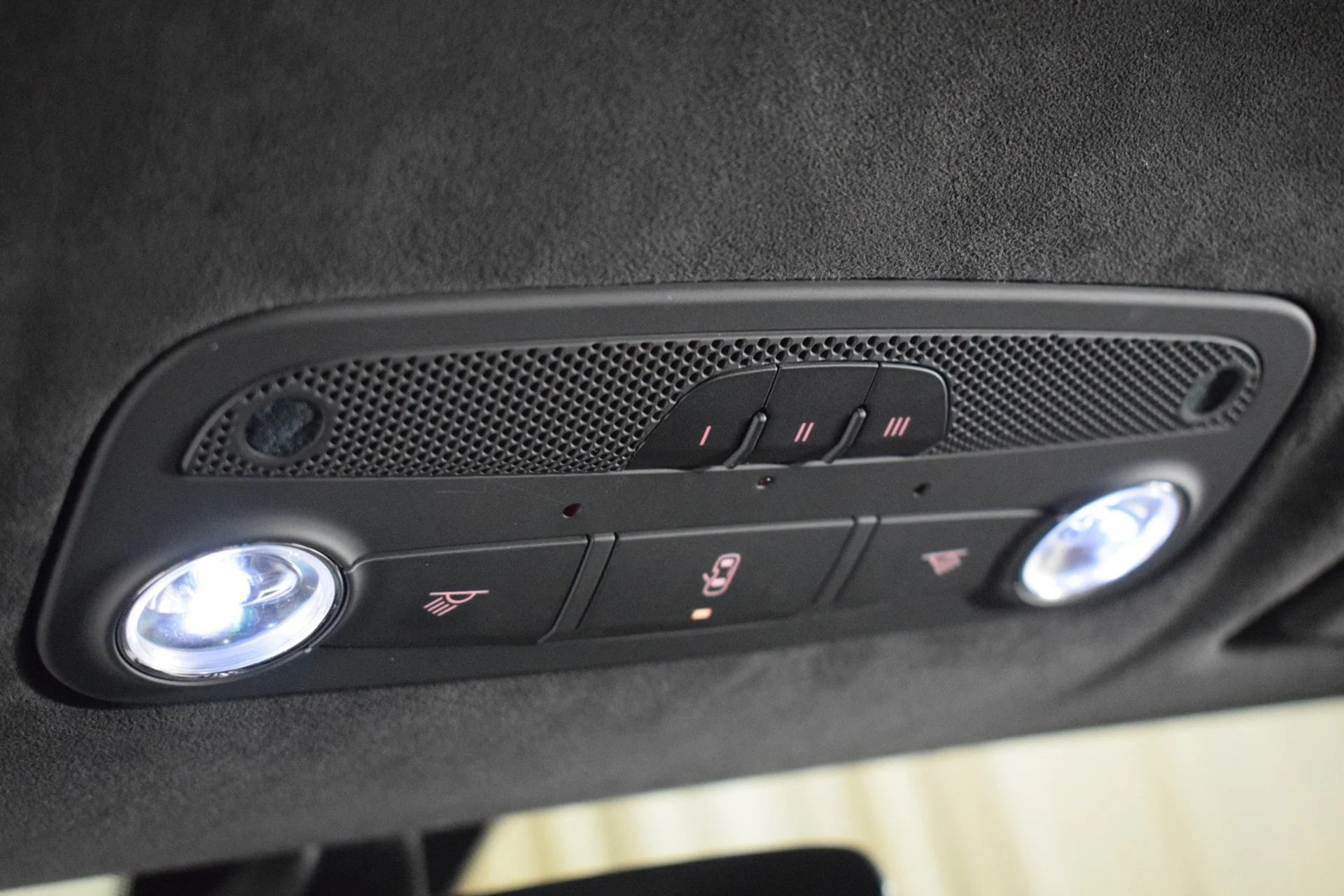 mph035_3889107314_a7d64e491d948be5c27676fc308b3050x_f09059b810