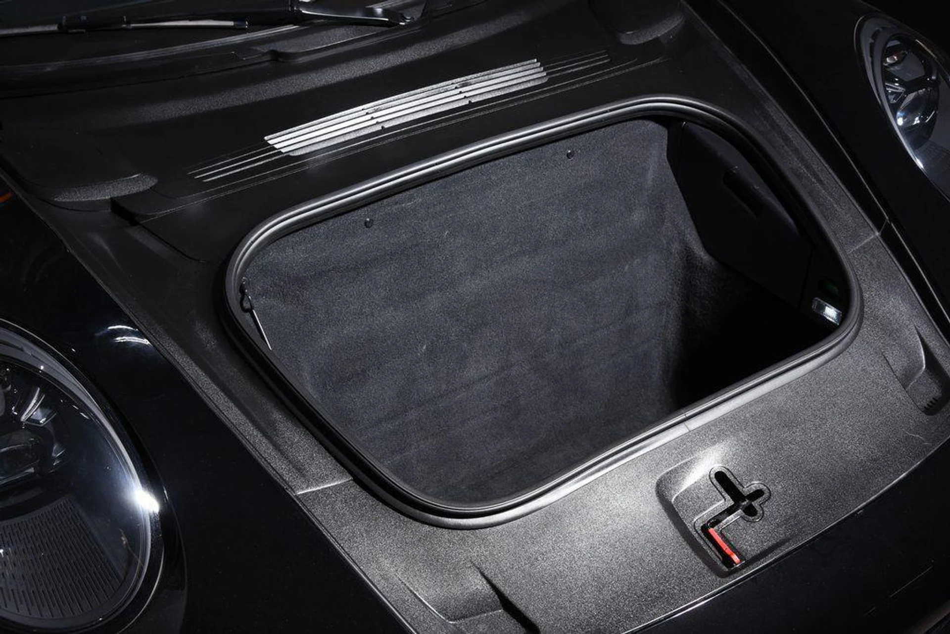 mph035_3901867472_Mq_C8s_Rx_UX_Us_M7j7_FJM_Crut_Y_dg_9c492dcd1a