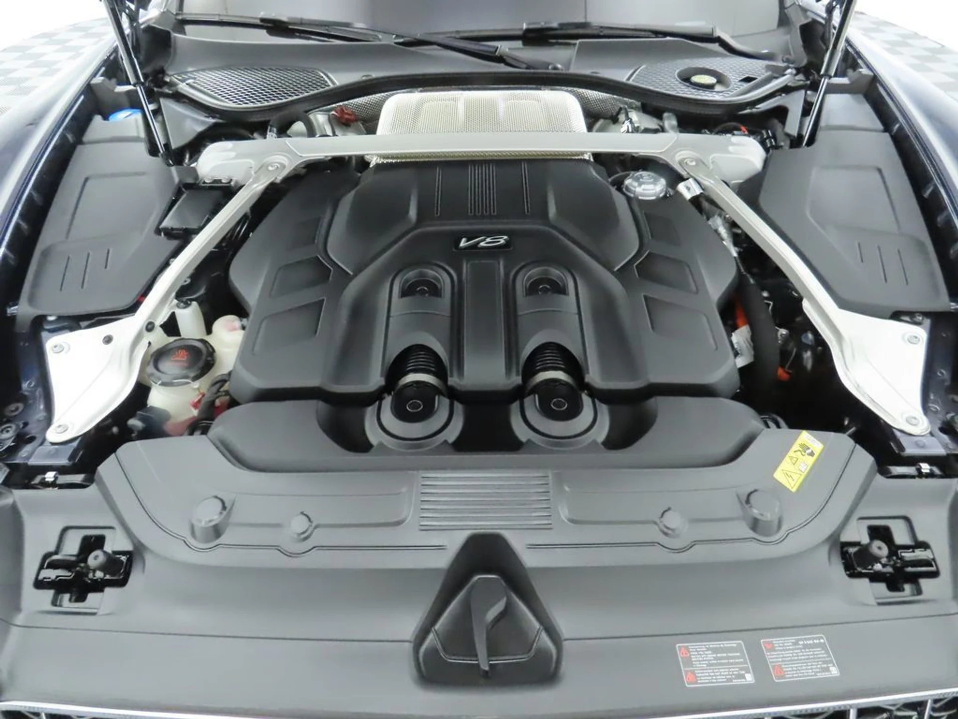 mph035_3904347548_new_2026_bentley_continental_gtc_8119_22946843_36_1024_e25eced88b