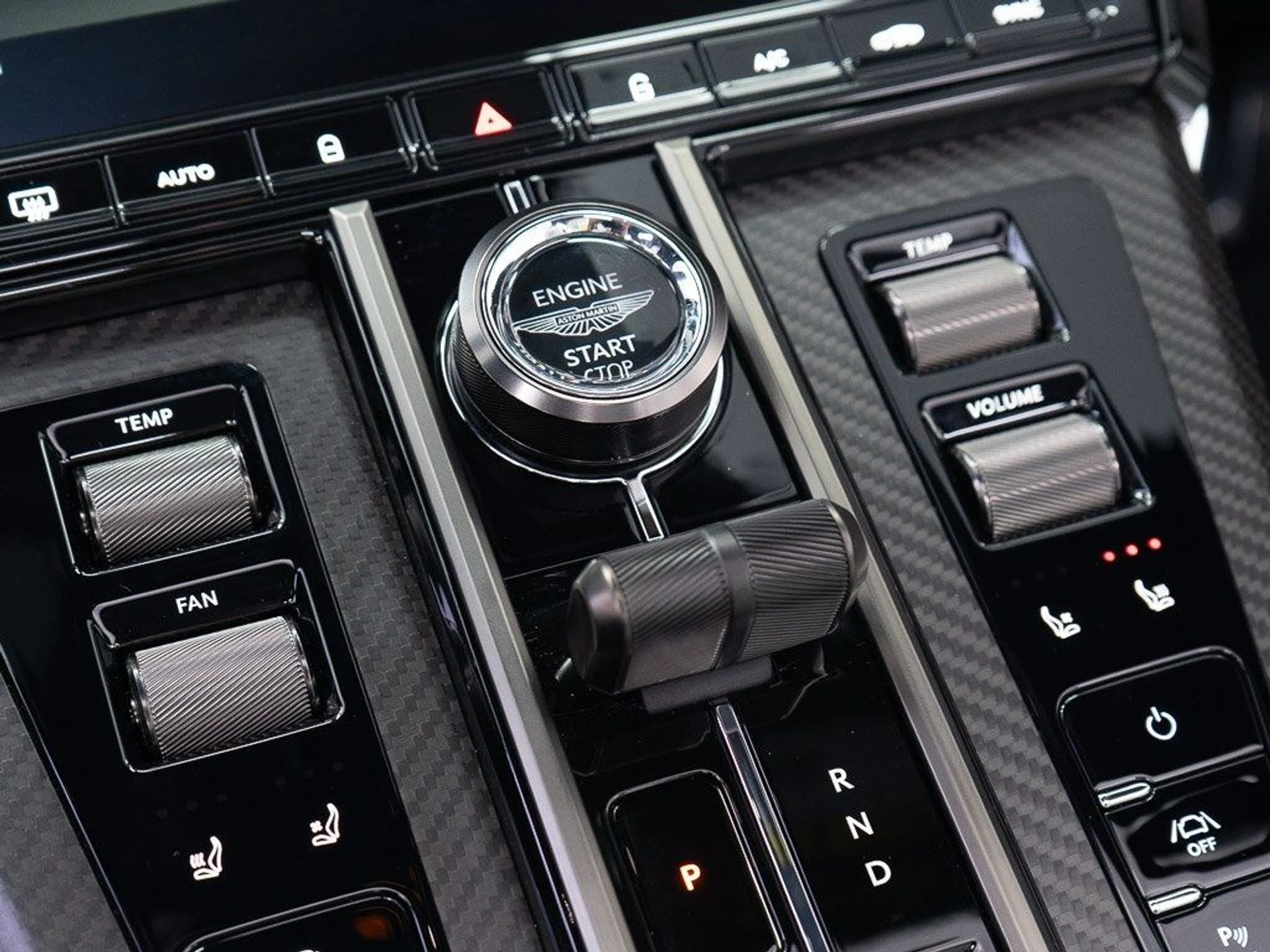 mph035_3906621688_e43f888f840c9abf28423d302c06eefd_6ab23dbab7