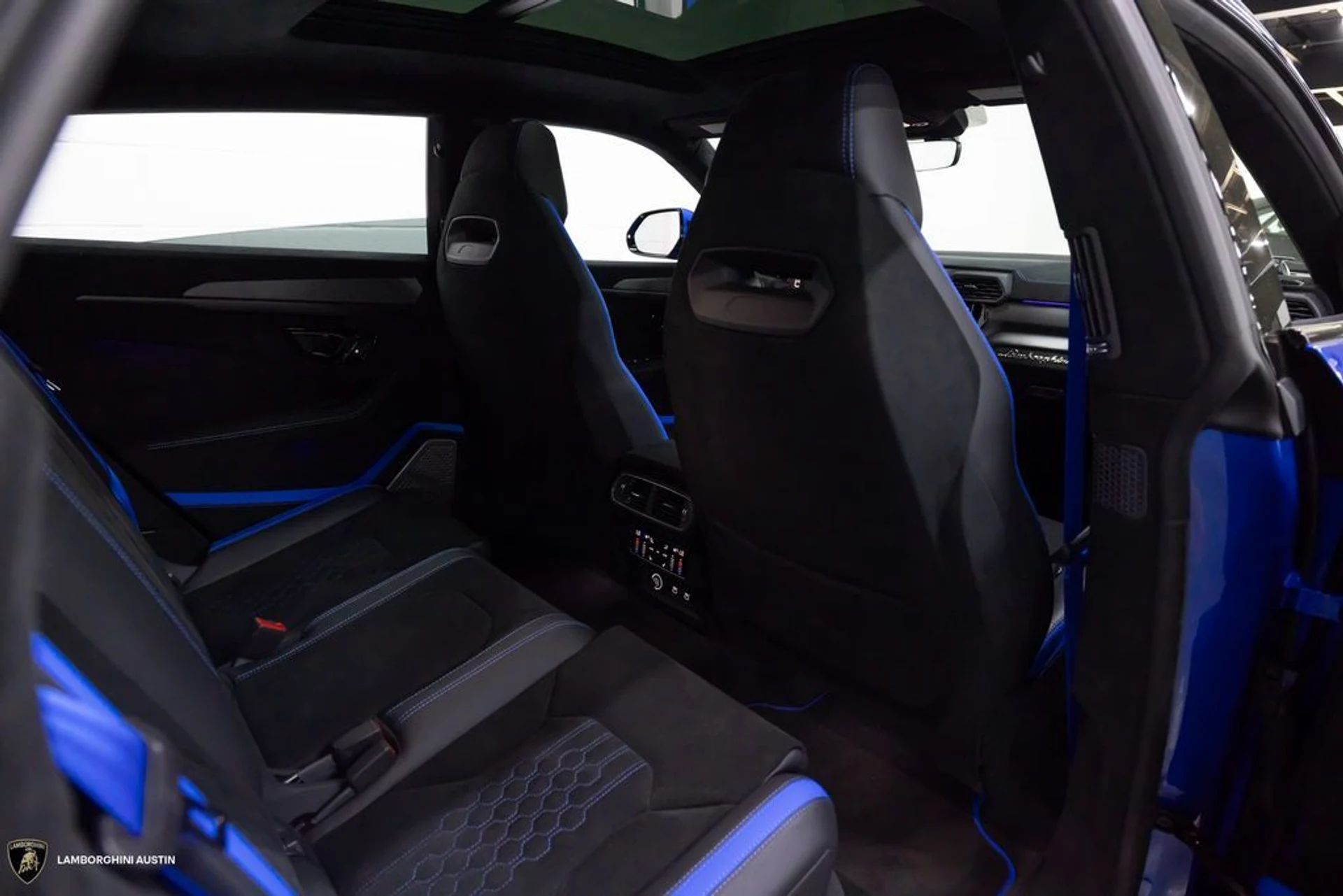 mph035_3908153846_5e79252facb0ce4dbaf1ad806cd76e35x_c14ad4a8ce