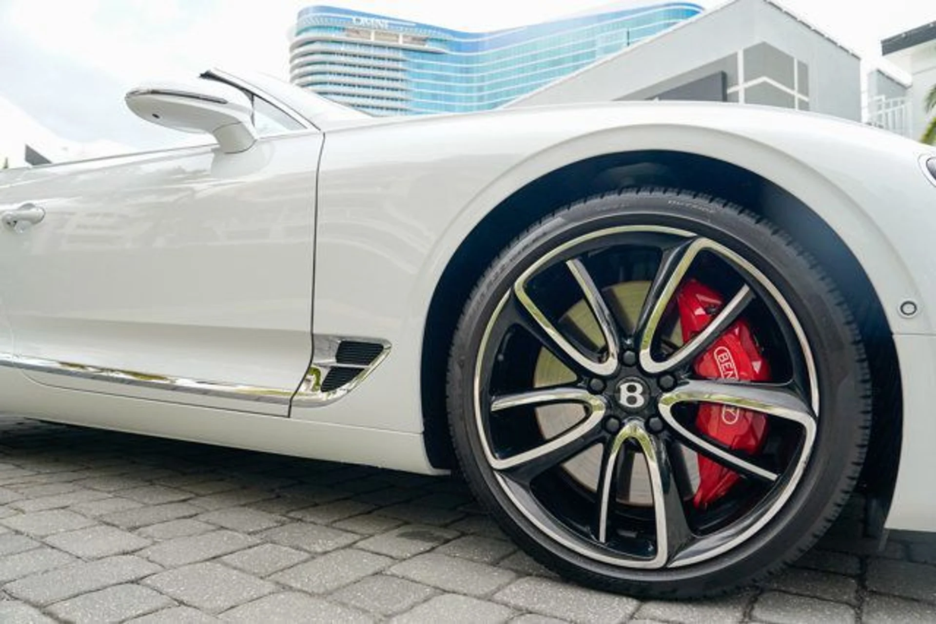 mph035_3914482156_22981563_36_640_dda4a85b18