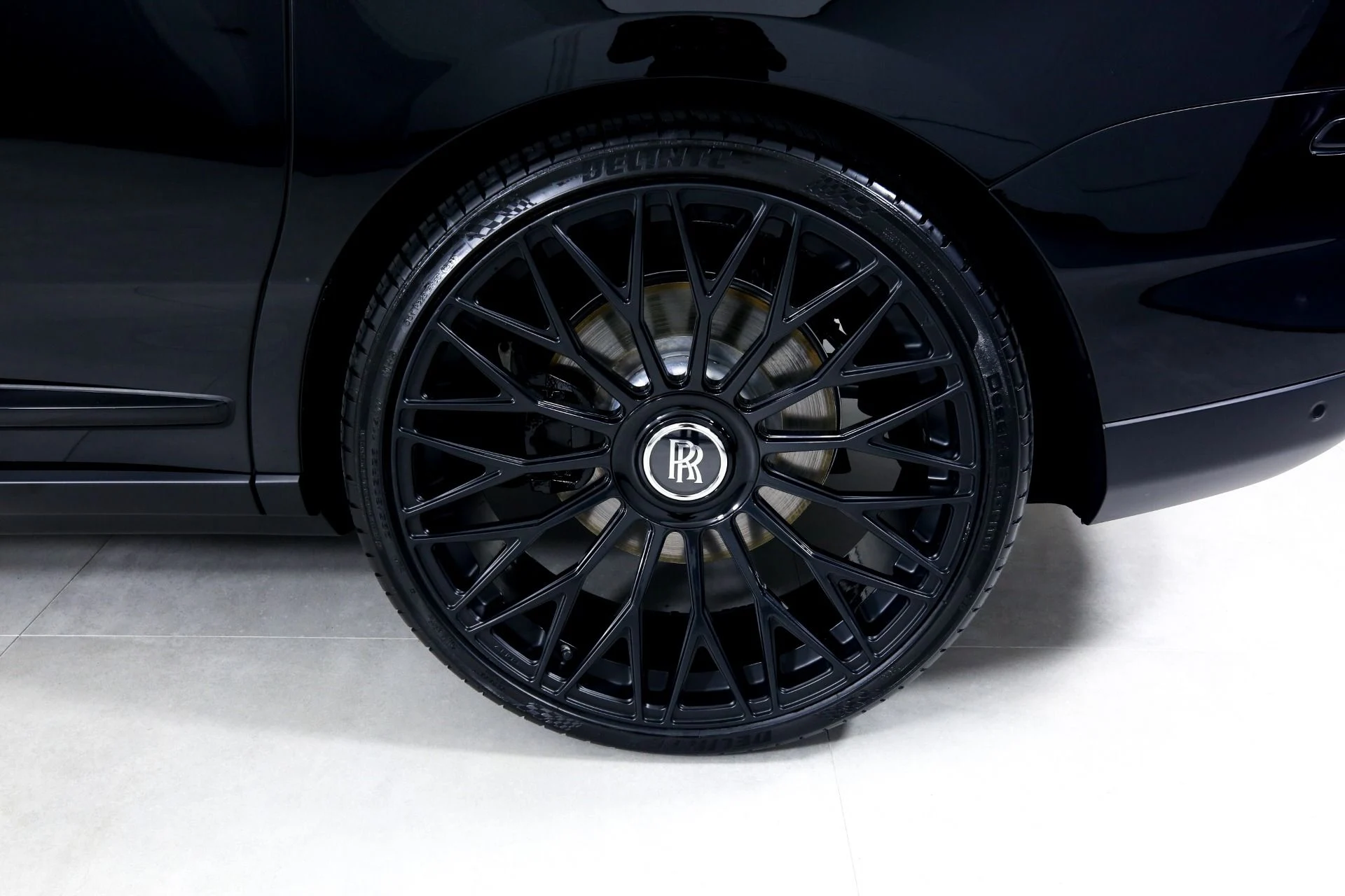 mph035_3924779823_Used_2022_Rolls_Royce_Cullinan_1692834751_8ef5db0c2a