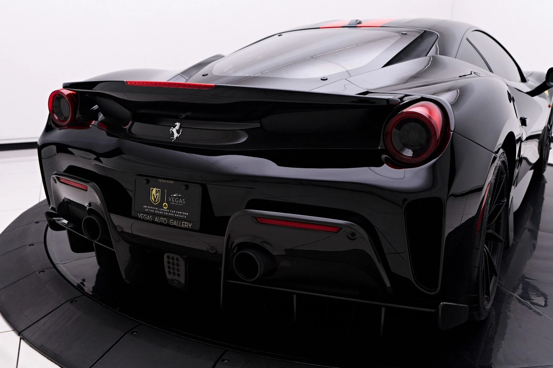 mph035_3928761204_Used_2020_Ferrari_488_Pista_Base_1749062519_e1a449e707