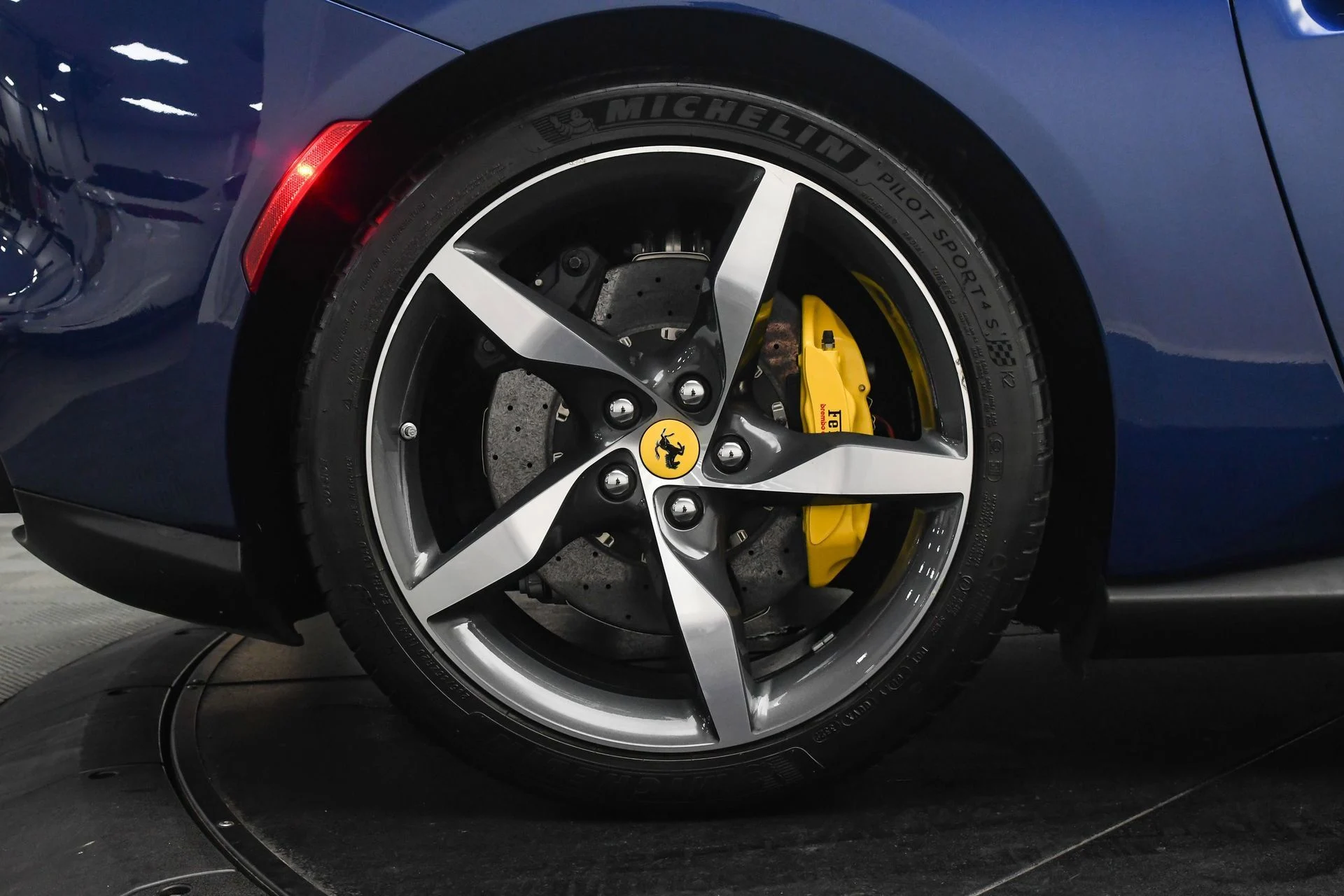 mph035_3928854945_e6ccfecd2458491a82a624832c54171c_54402a0f56