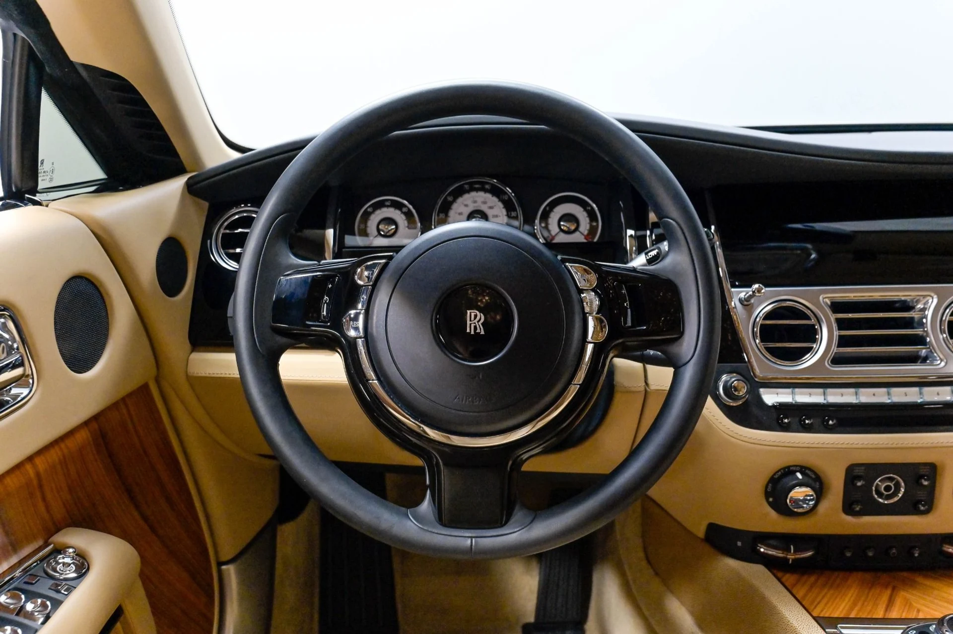 mph035_3935670365_Used_2014_Rolls_Royce_Wraith_1783020984_786cf28280