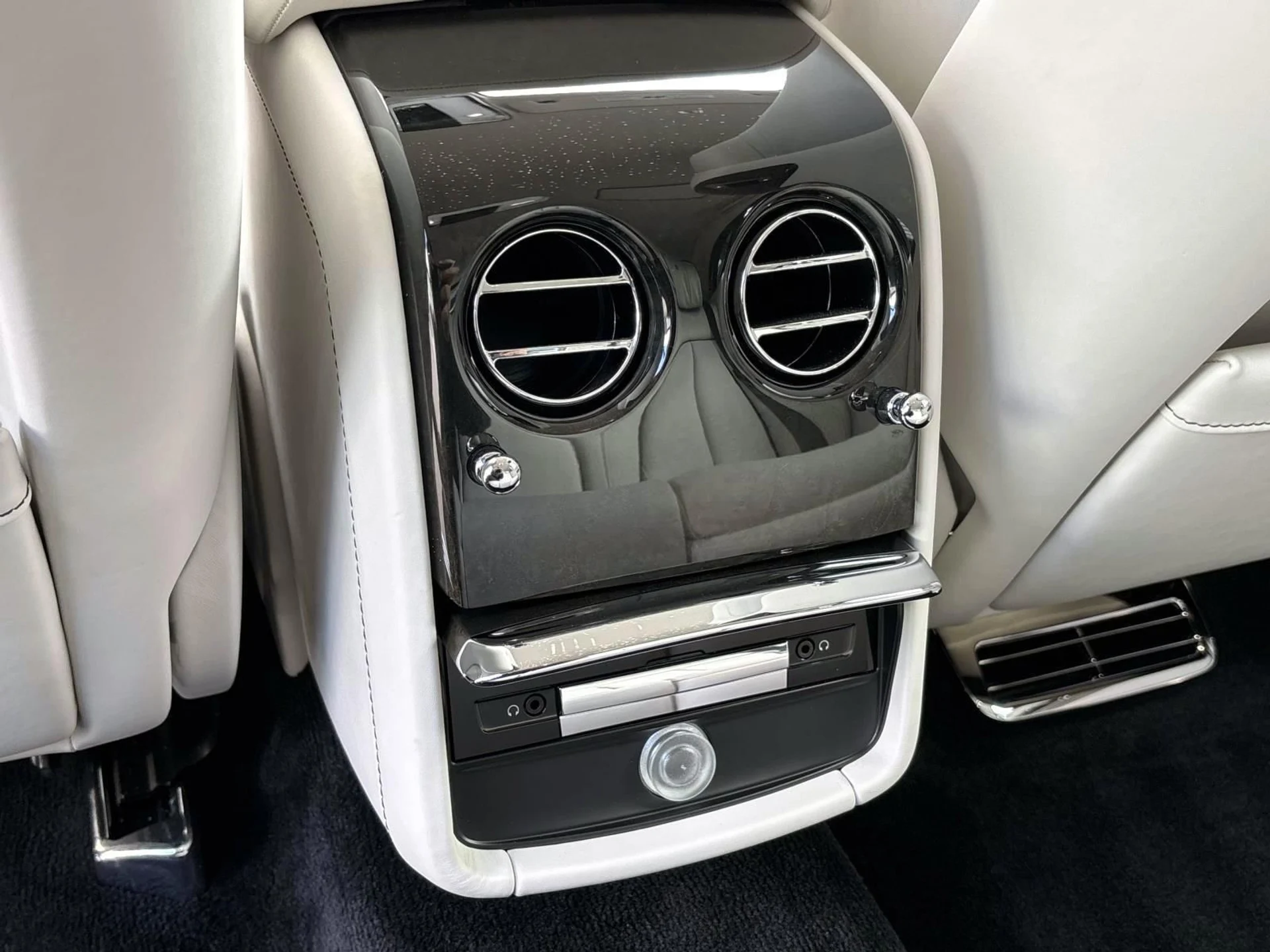 mph035_3936146598_6e805267eb2b8c5ac6228c85fc9e005fx_e5de65d28b