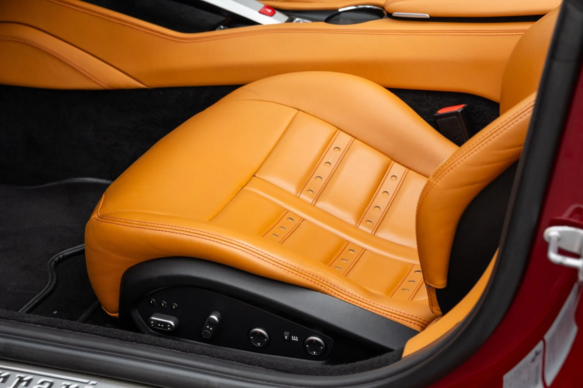 mph035_3948593655_Used_2015_Ferrari_California_T_1773337239_e7390f1fe6