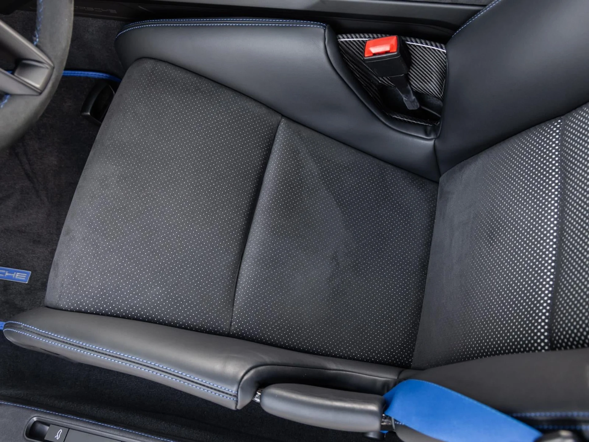 mph035_395074627_36_383fe91270