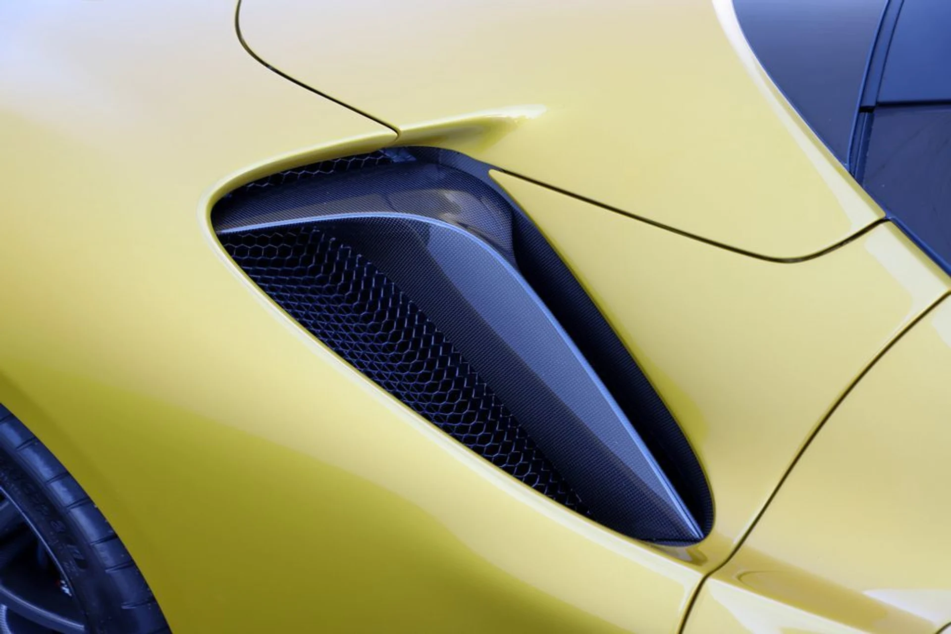 mph035_3964141836_79d502a995e06f53d72af789883a878e_39c2a4c762