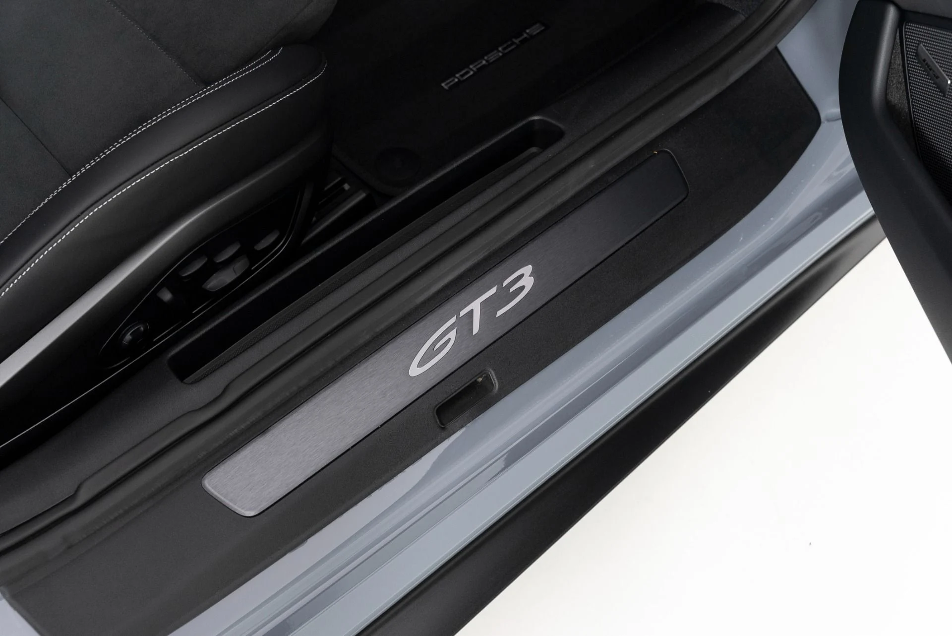 mph035_3964191535_Used_2024_Porsche_911_GT_3_1754347426_099f5442af