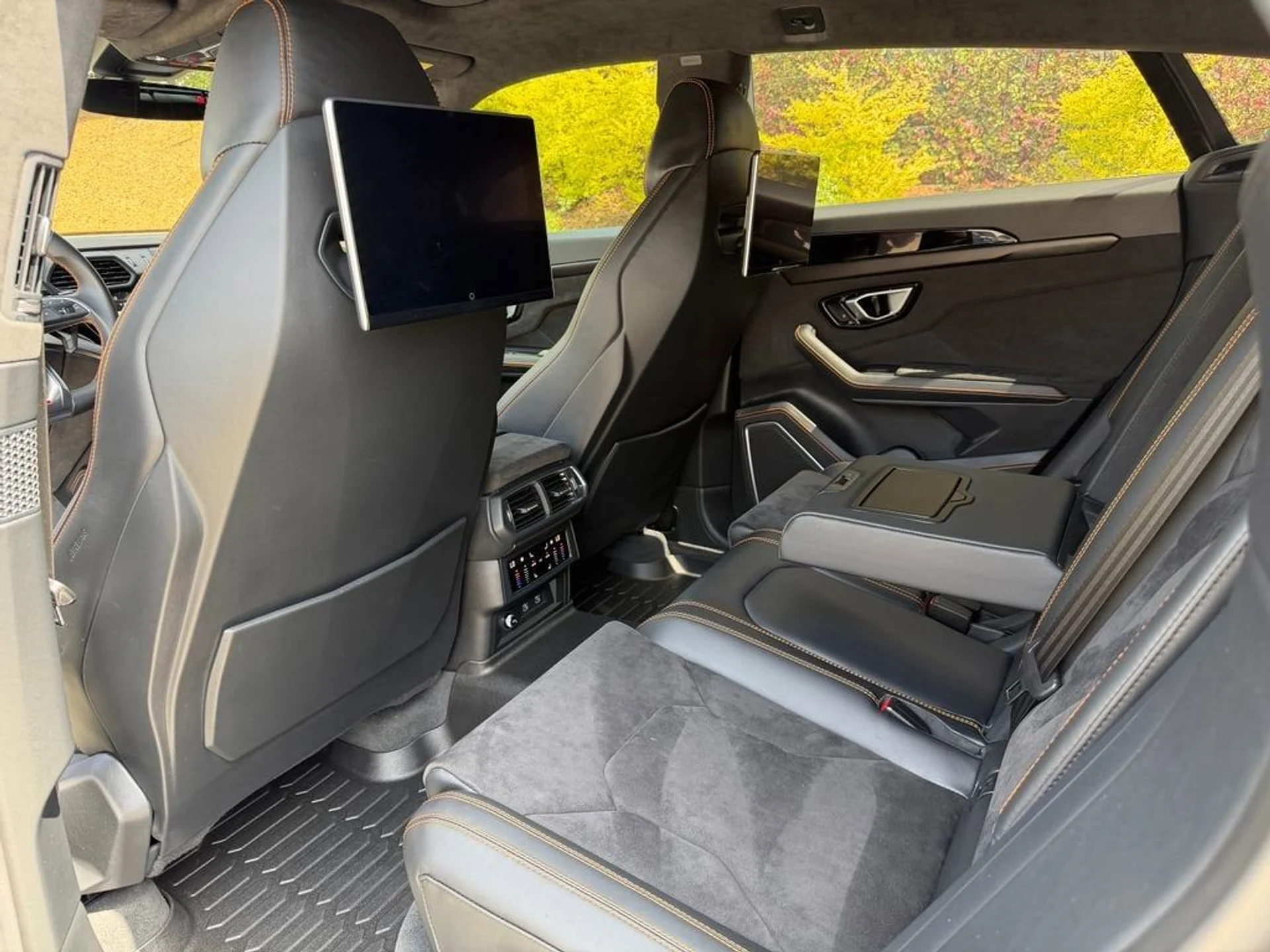 mph035_3970235153_14d0a7297a494cdd90dd511293df3cb0_056a4617cb