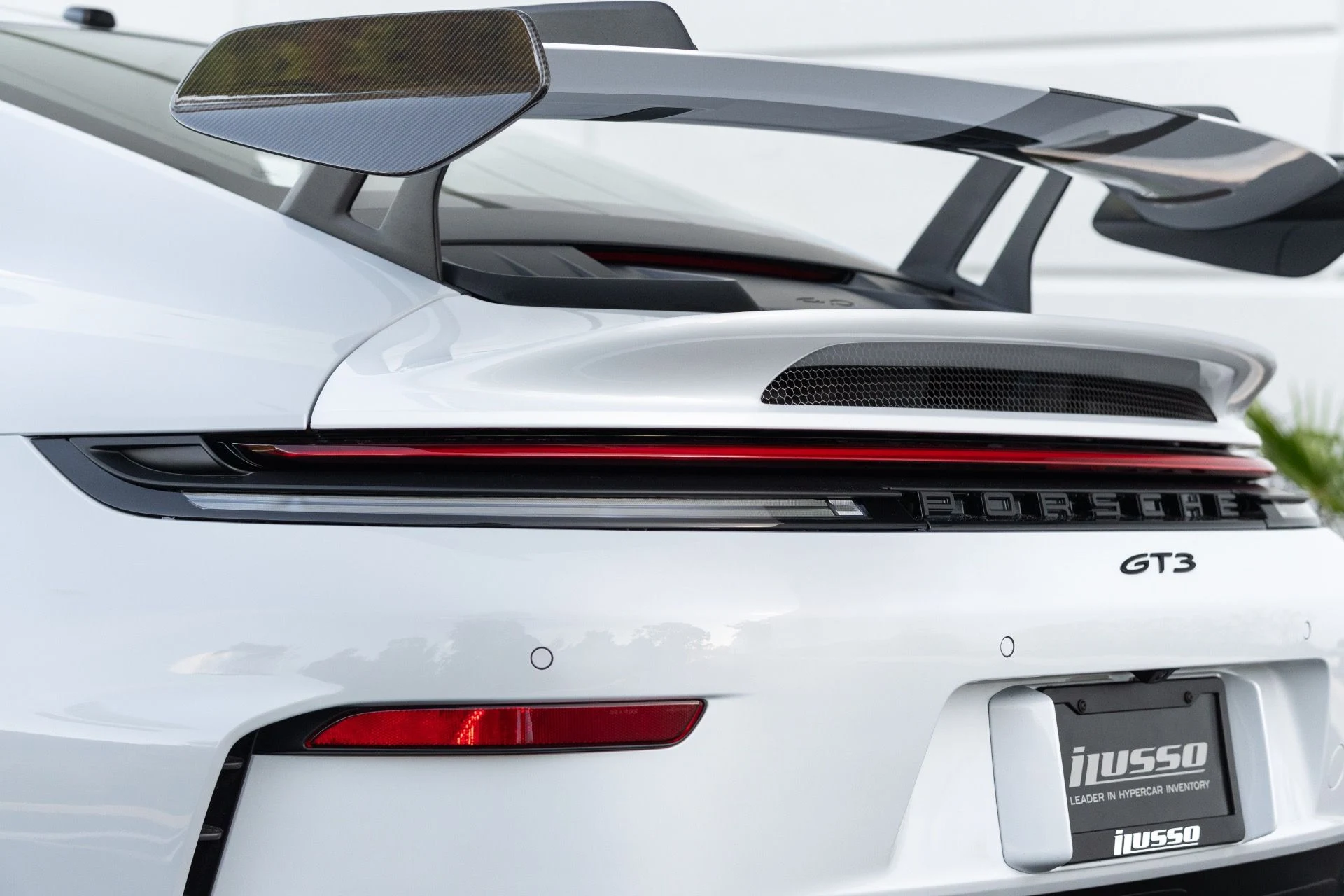 mph035_3975461684_Used_2026_Porsche_911_GT_3_1767740185_3958244d7e